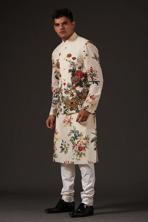 Bundi Ivory