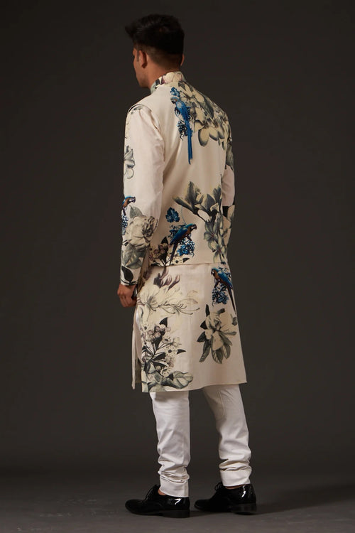Bundi Ivory