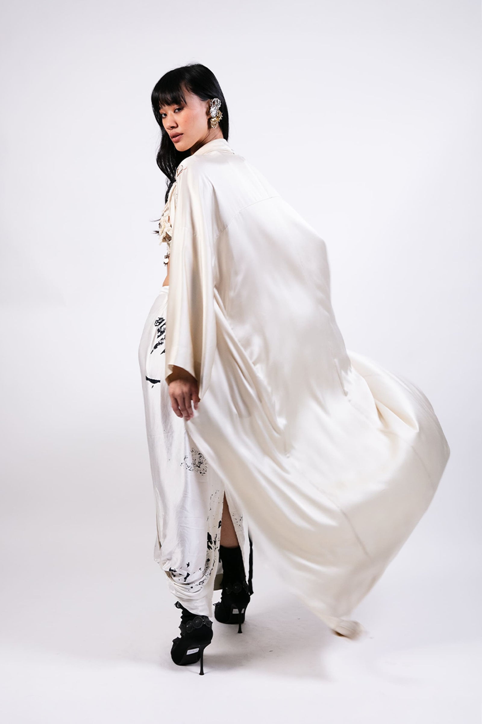 JACKET TOP SKIRT BLACK-WHITE