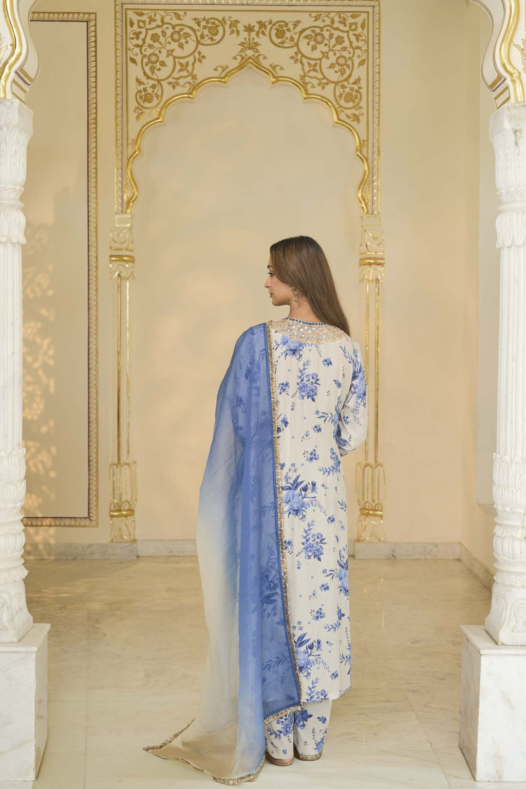KURTA PANT DUPATTA IVORY BLUE