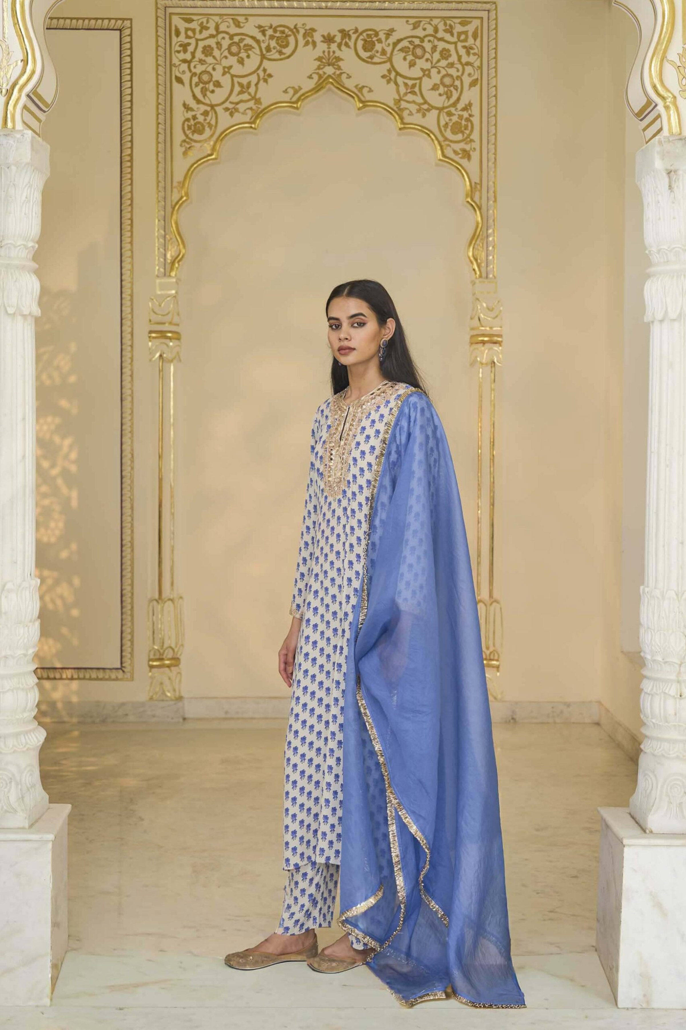 KURTA PANT DUPATTA IVORY BLUE