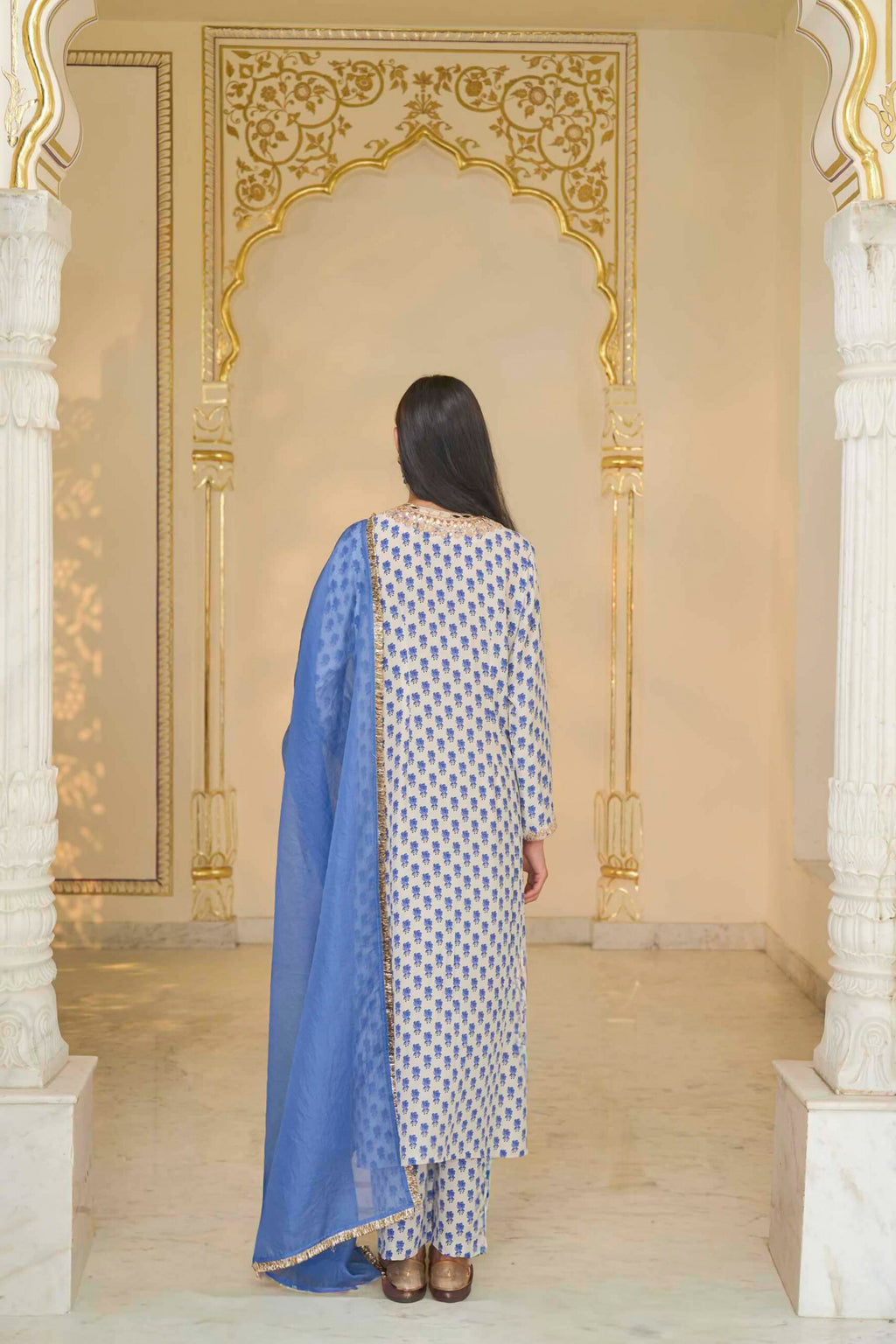 KURTA PANT DUPATTA IVORY BLUE