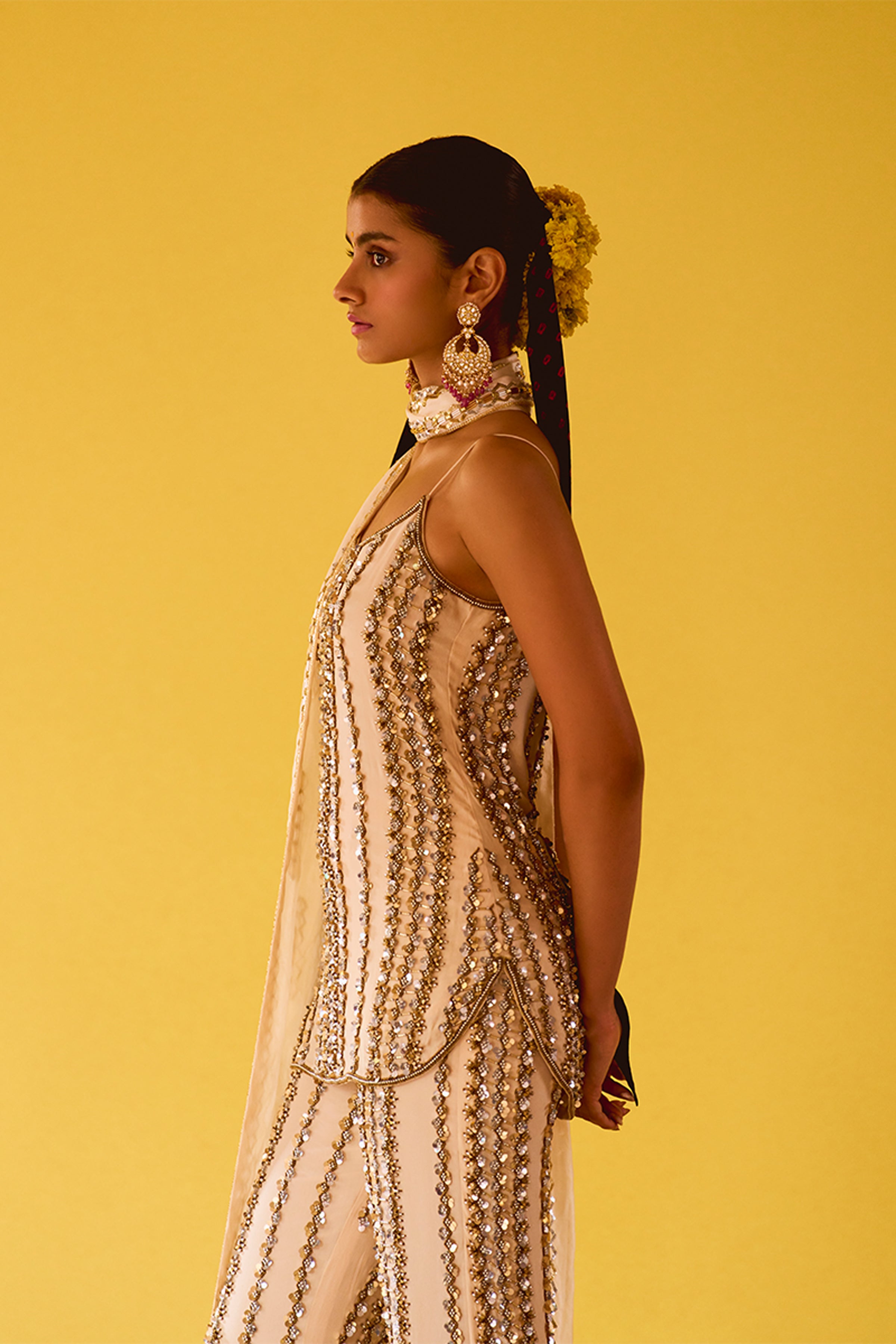 ANUSHKA KHANNA KURTA PANT STOLE OFF WHITE