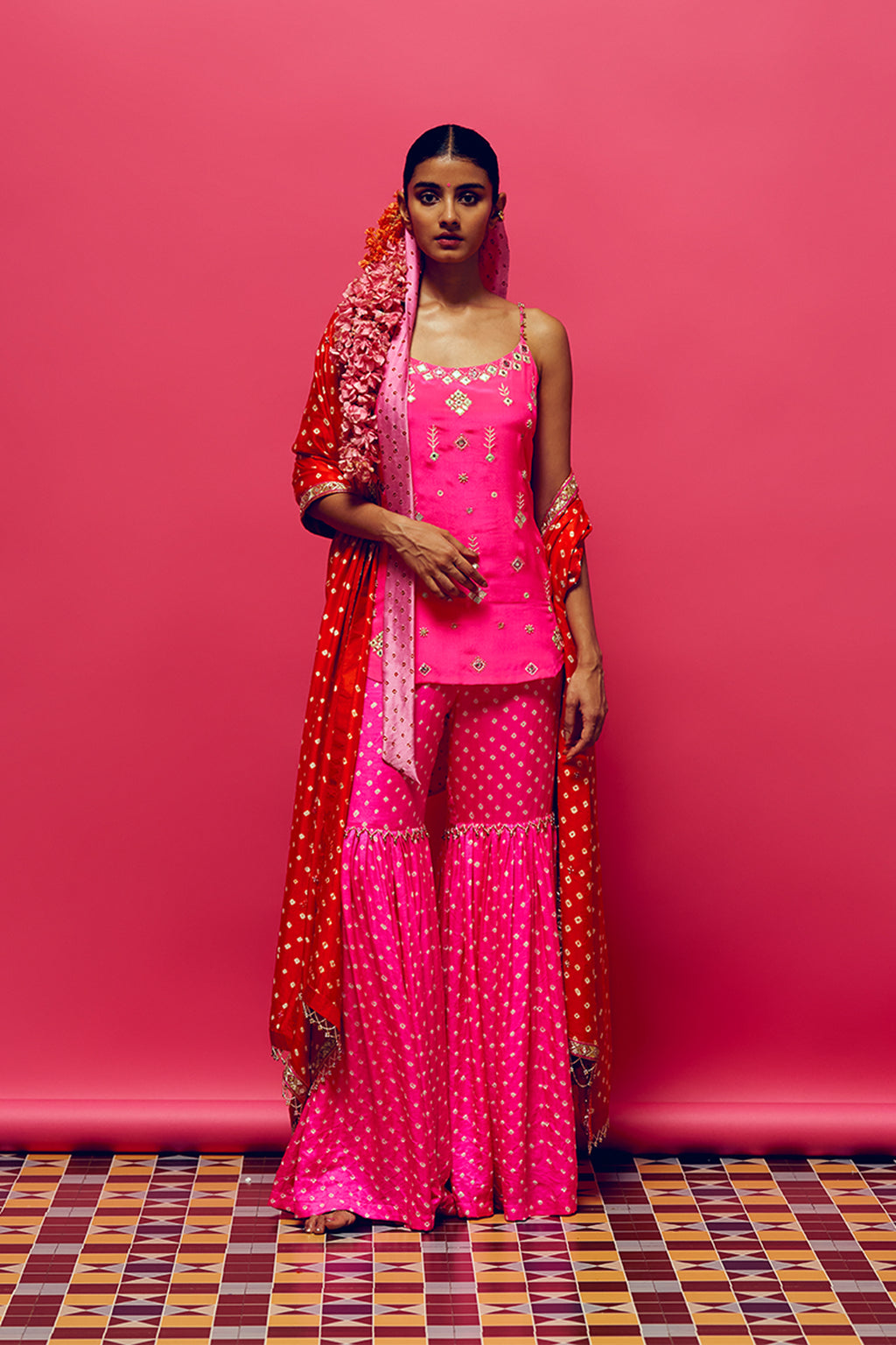 ANUSHKA KHANNA KURTA GHARARA DUPATTA NEON PINK