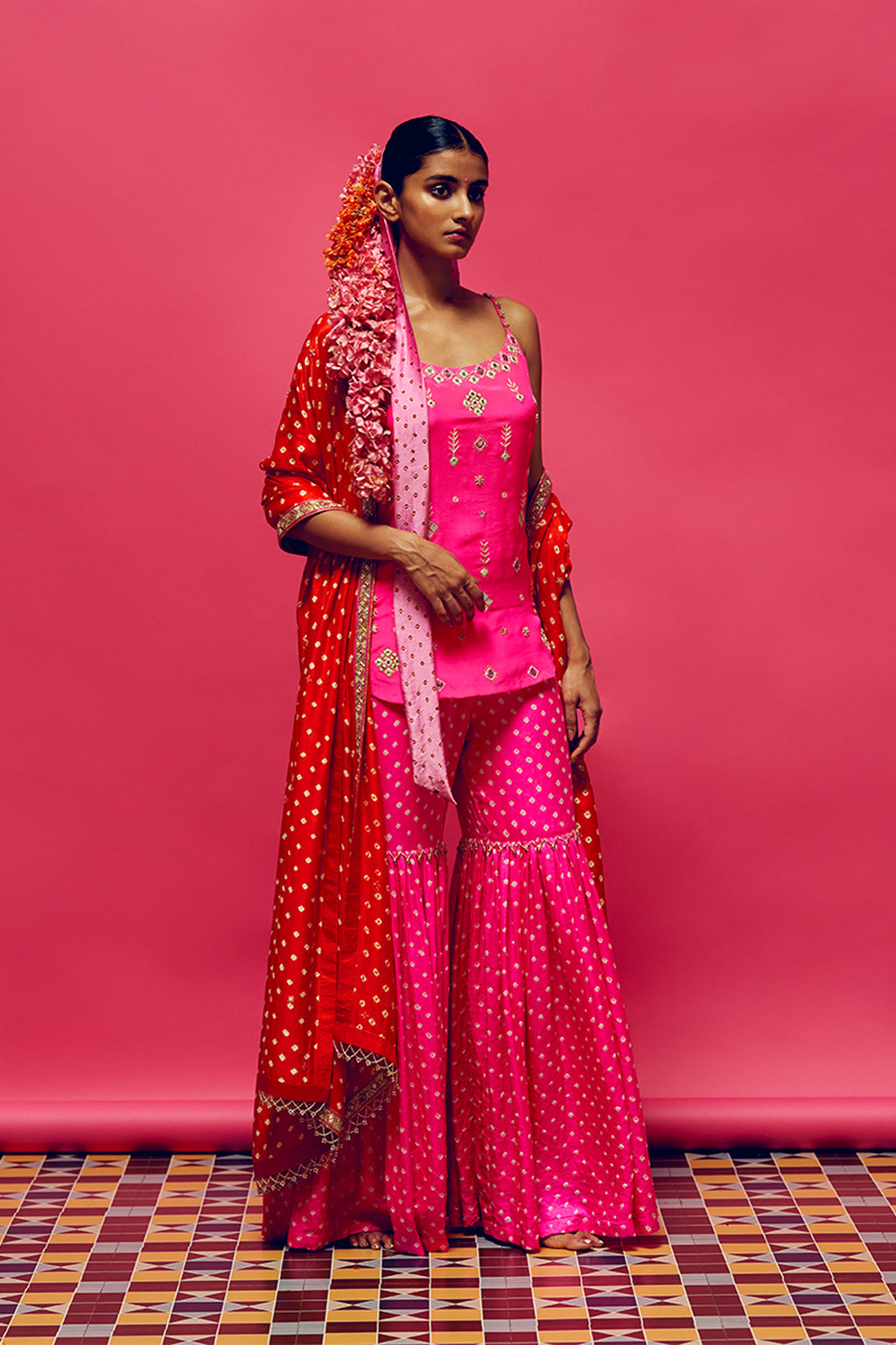 ANUSHKA KHANNA KURTA GHARARA DUPATTA NEON PINK