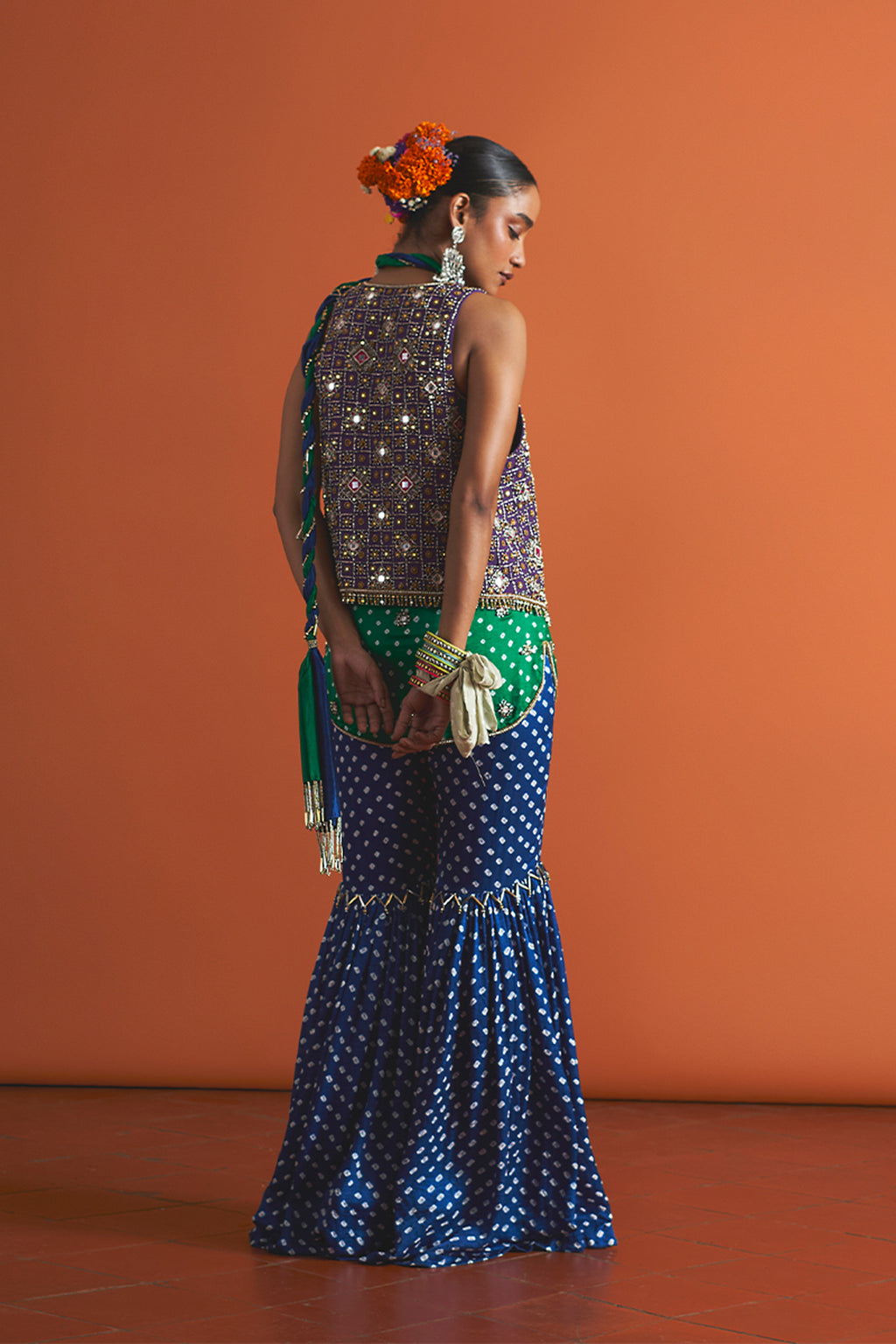 ANUSHKA KHANNA GHARARA KURTA WAISTCOAT EMERALD