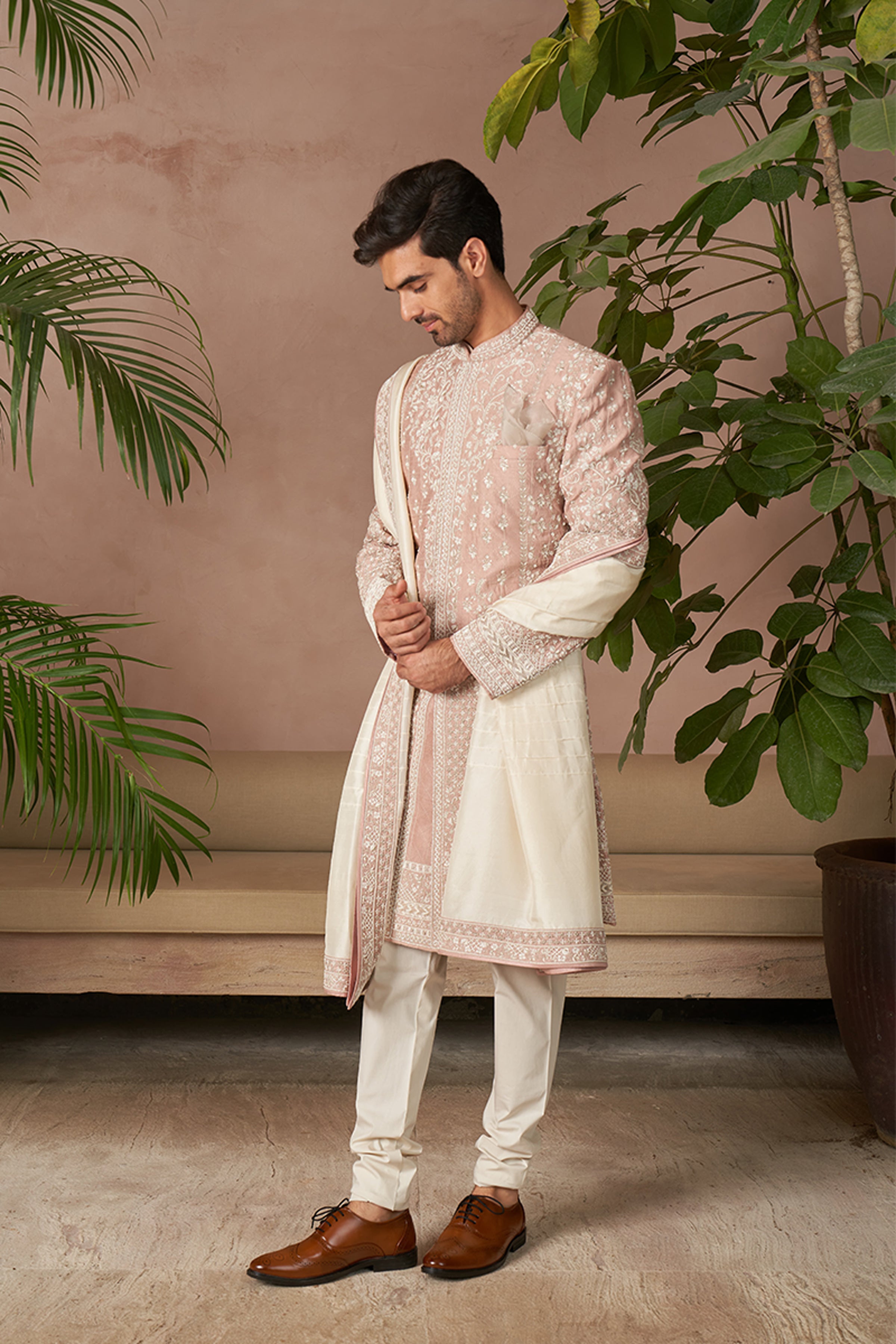 ANUSHREE REDDY SHR KUR STOLE TR DUSTY ROSE