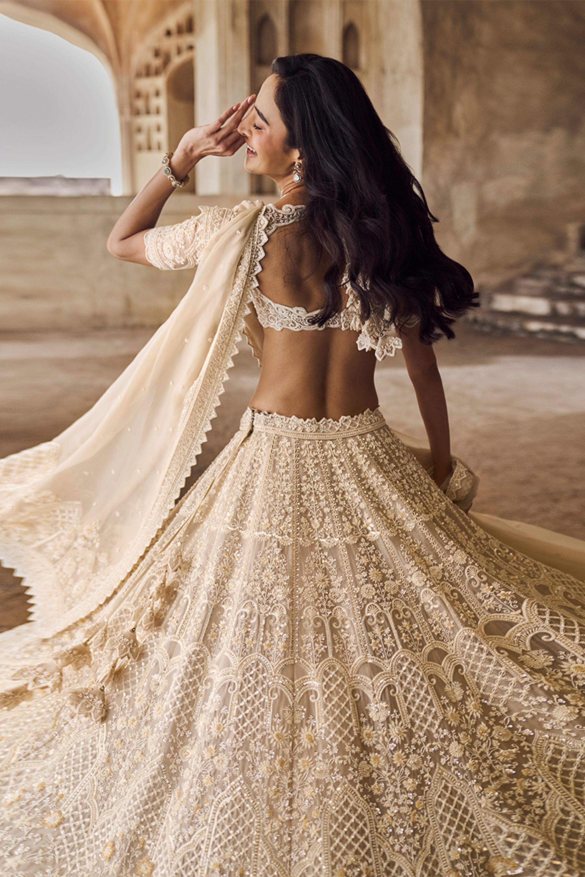 LEHENGA BLOUSE DUPATTA GREYISH IVORY