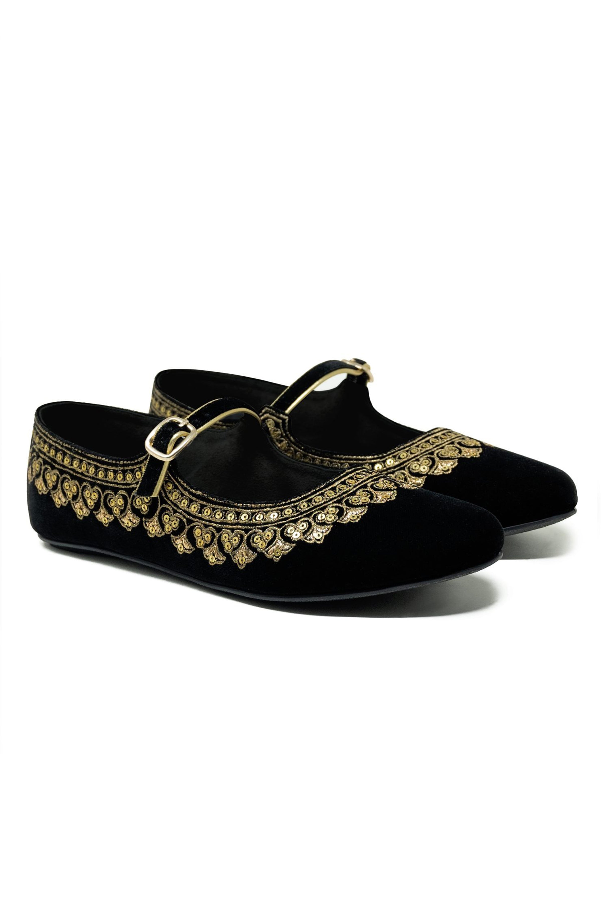 Black Jutti