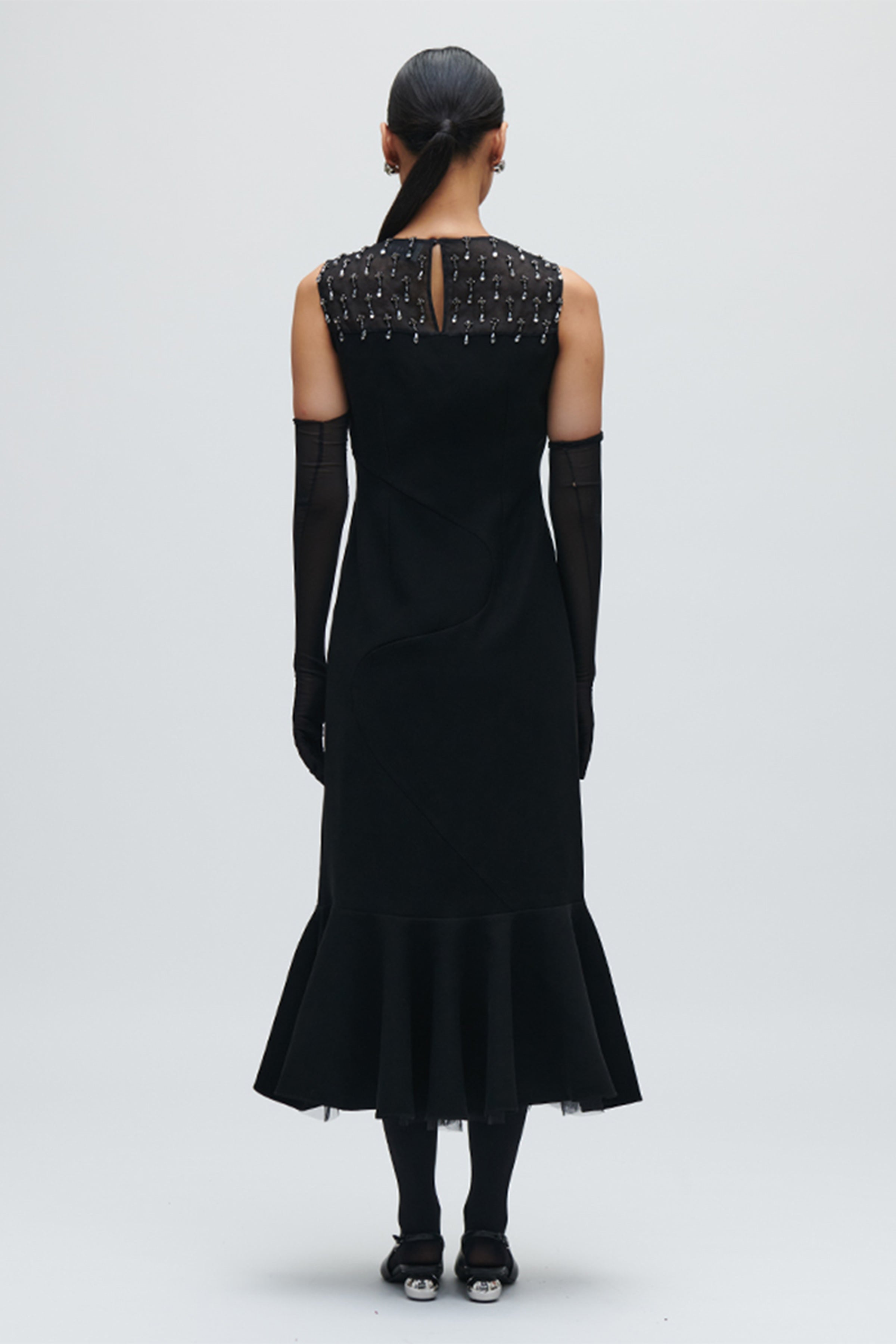 DRESS BLACK – Nuvrah