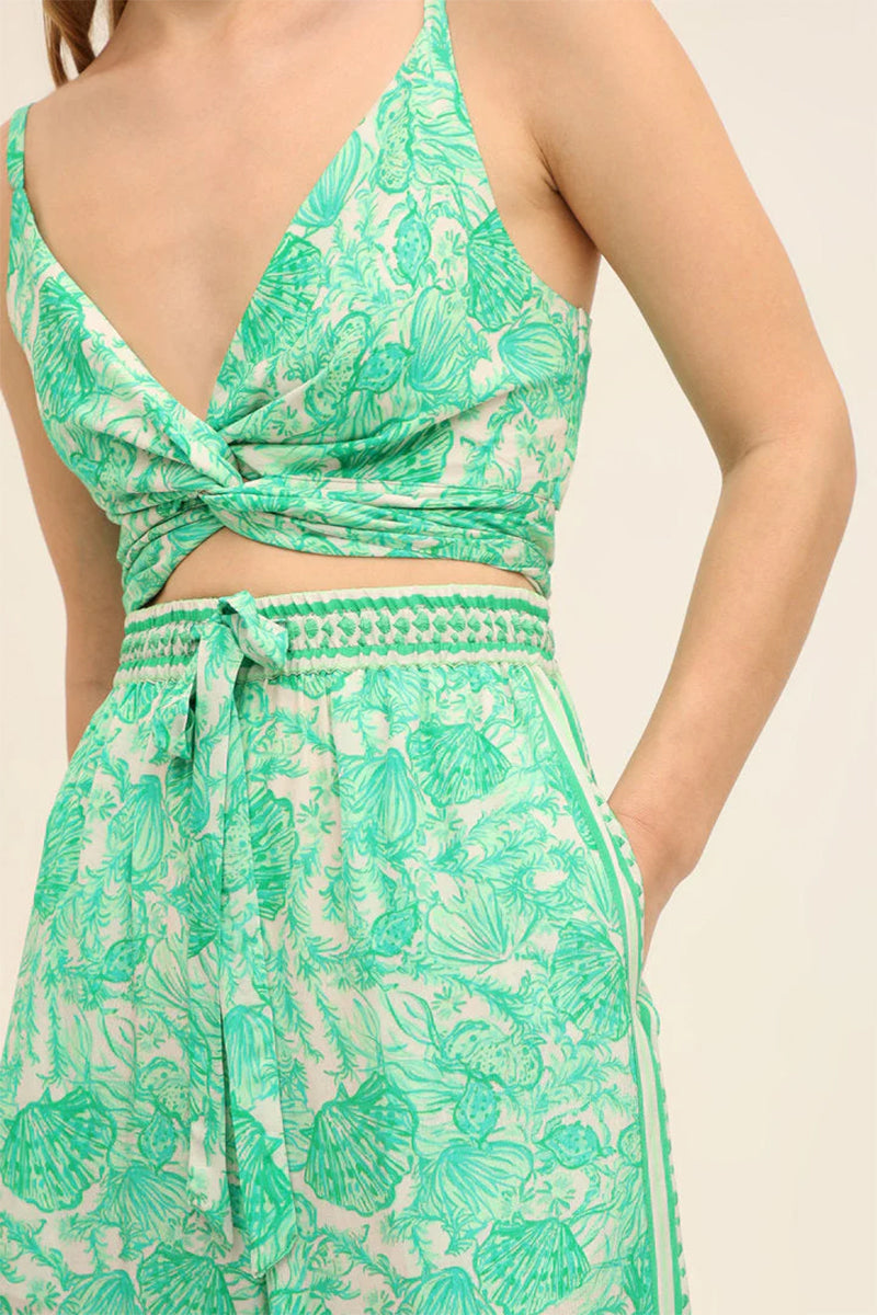 Top Blue Green