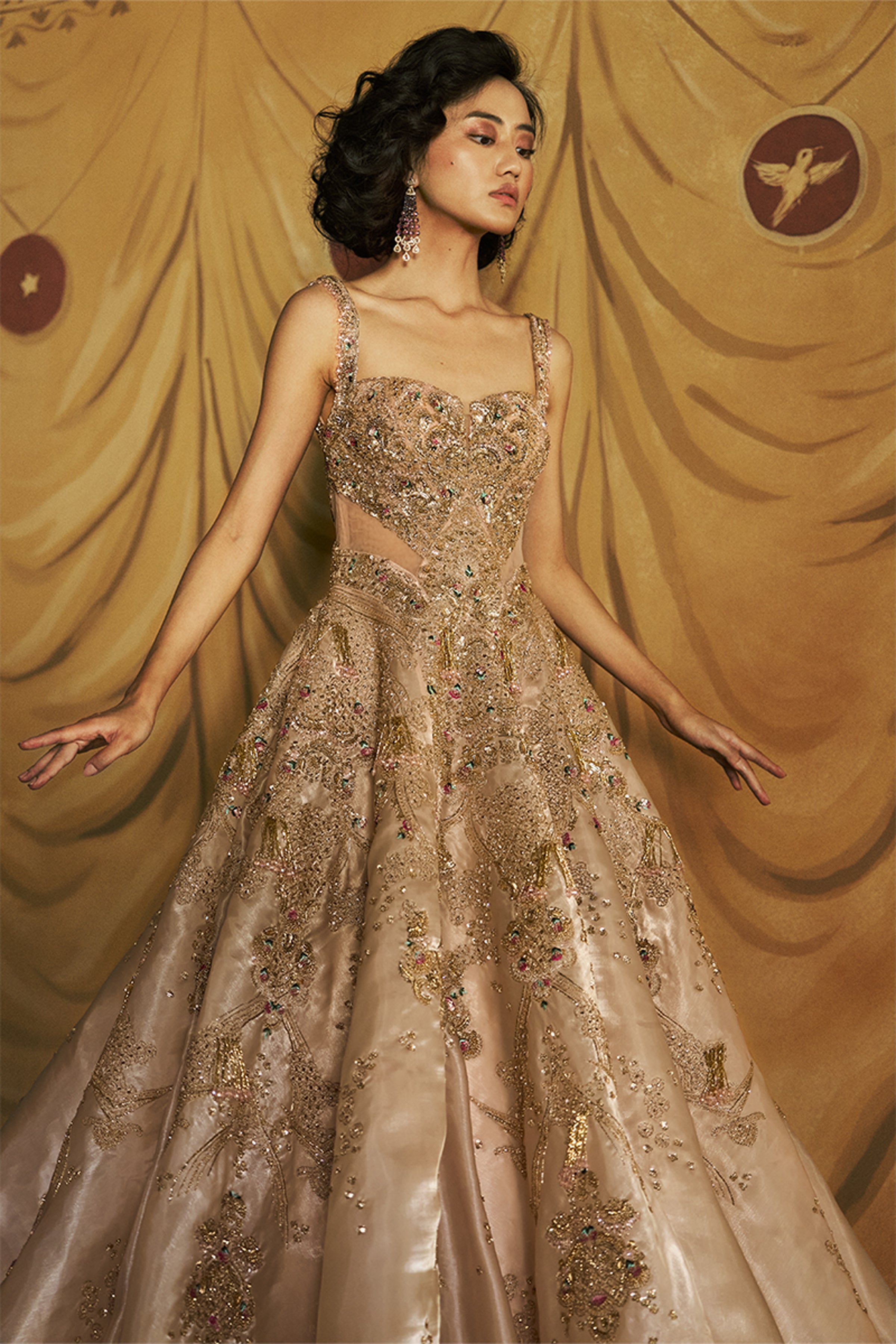 DOLLYJ GOWN CRINO GOLDENMISTYCLOUD