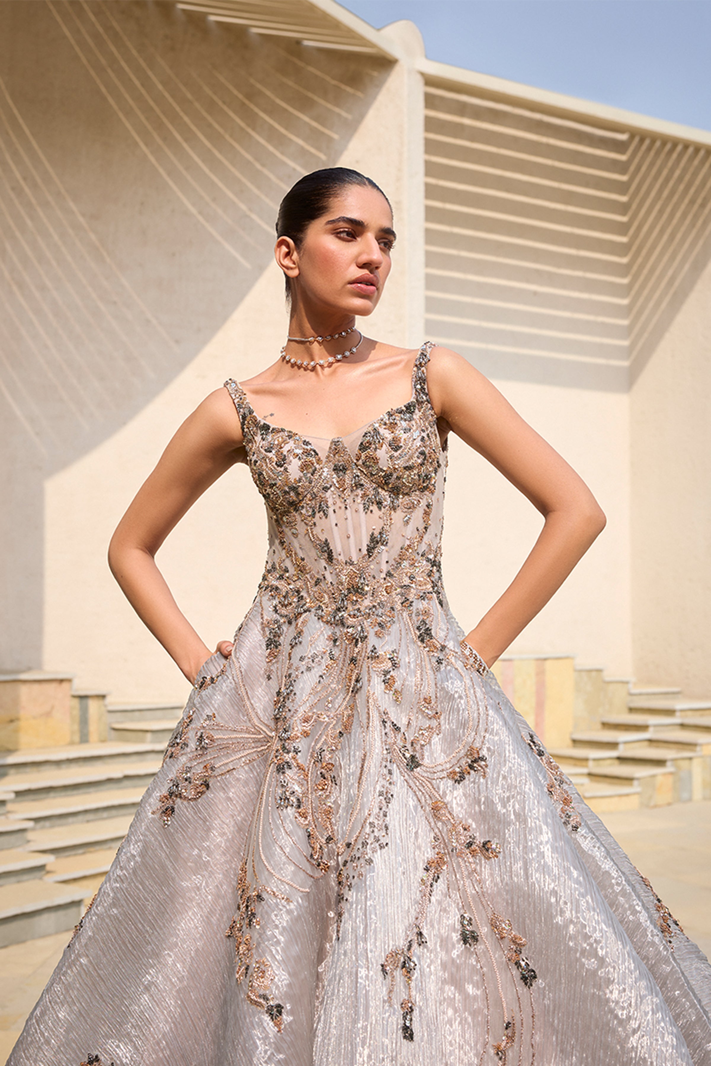 DOLLYJ GOWN CRINO GREY