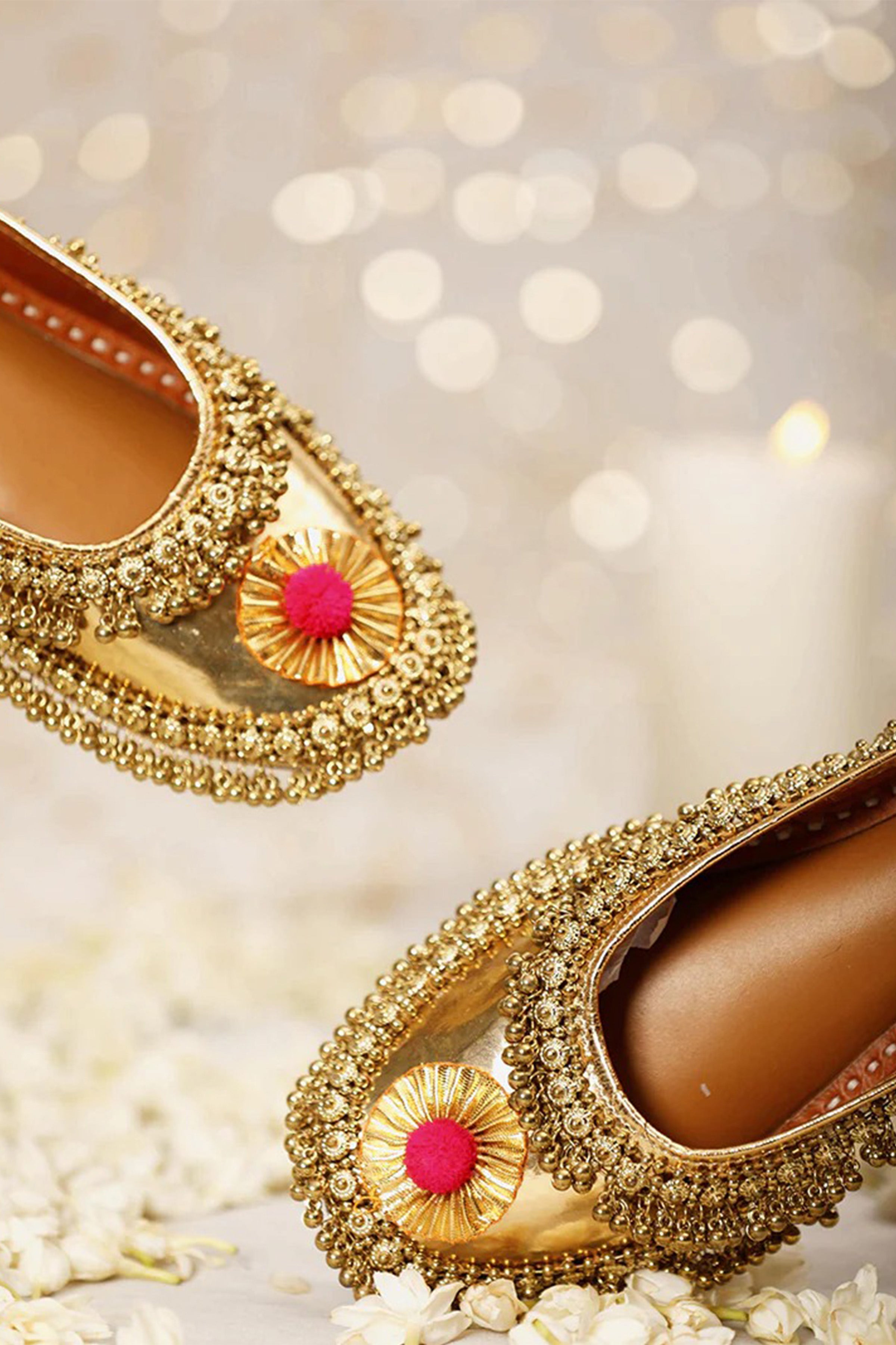 Jutti Gold Ghungroo