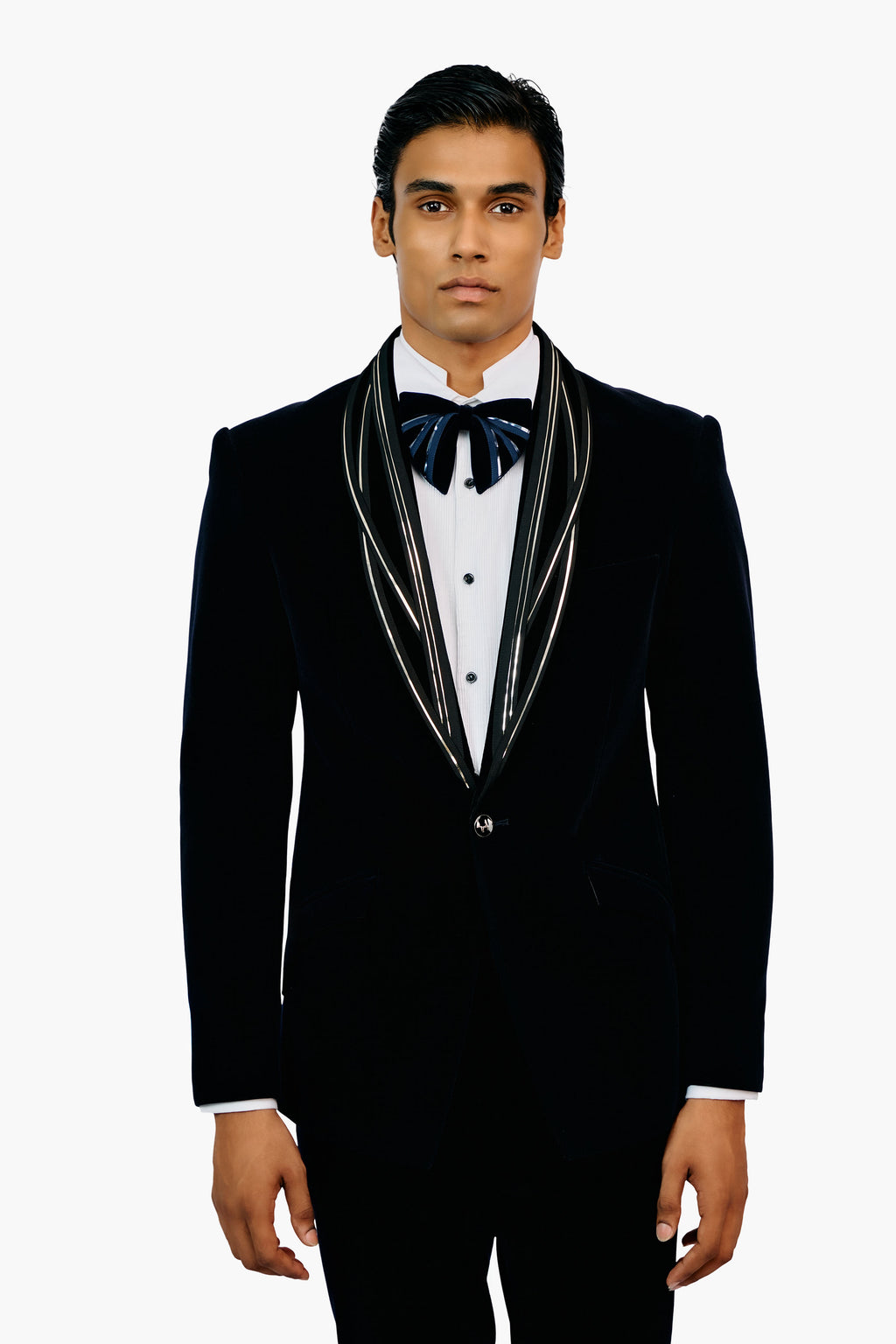 TUXEDO BLACK