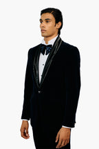 TUXEDO BLACK