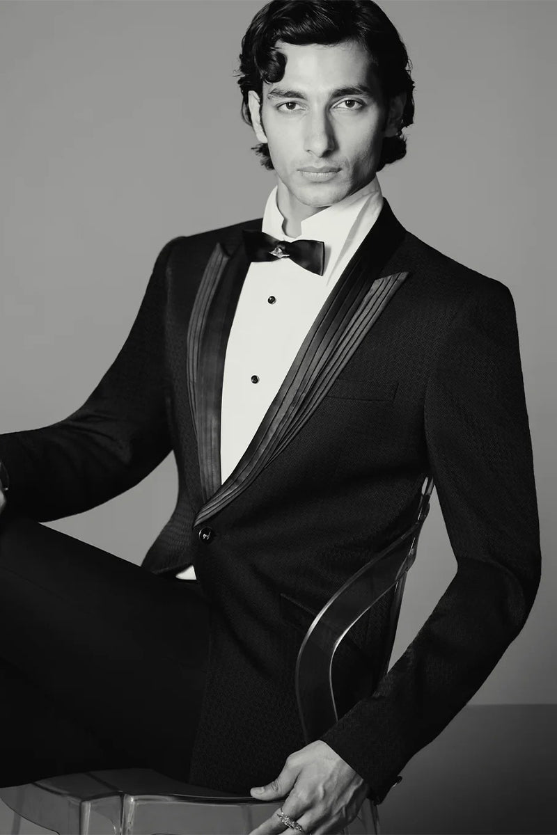 Tuxedo Black