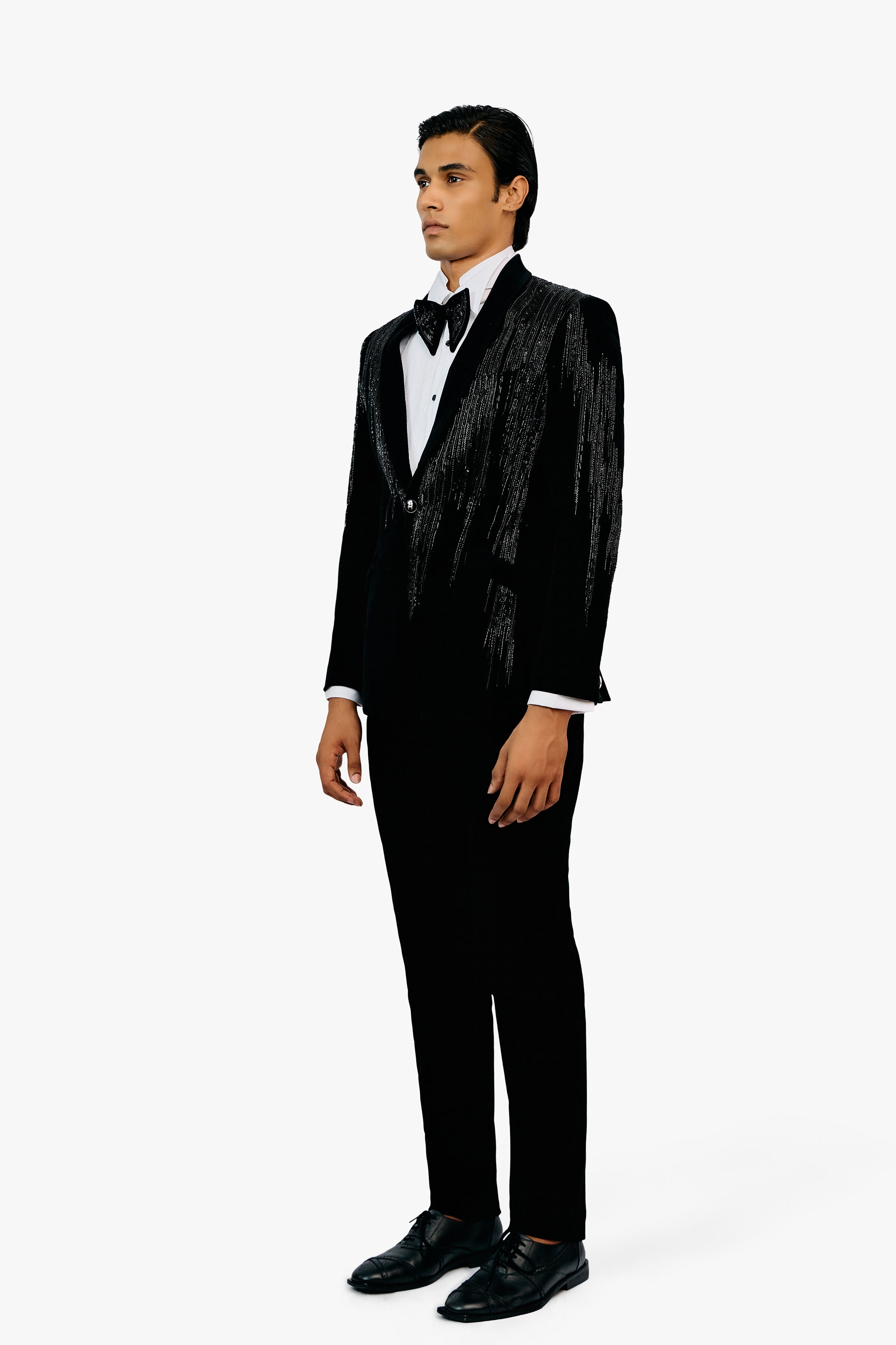 TUXEDO MINDNIGHT BLUE