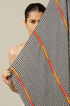 SHAWL BLACK WHITE