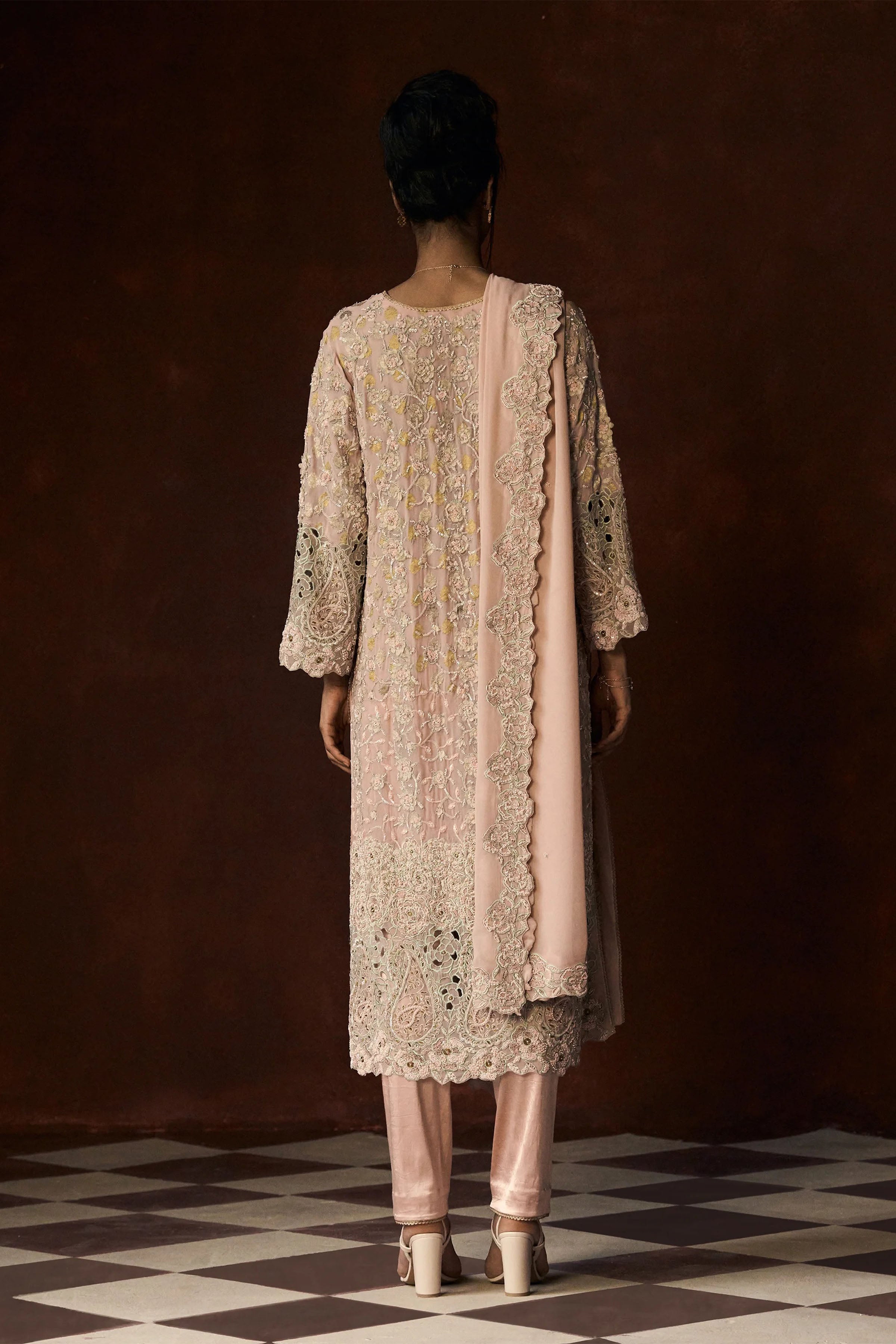 Kurta Dupatta Pant Salmon
