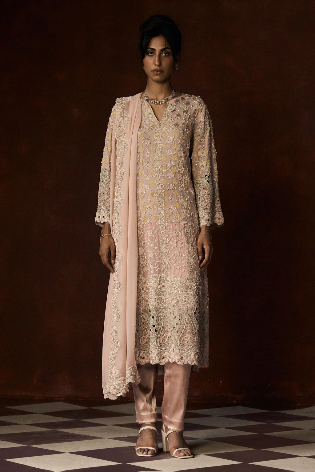 Kurta Dupatta Pant Salmon