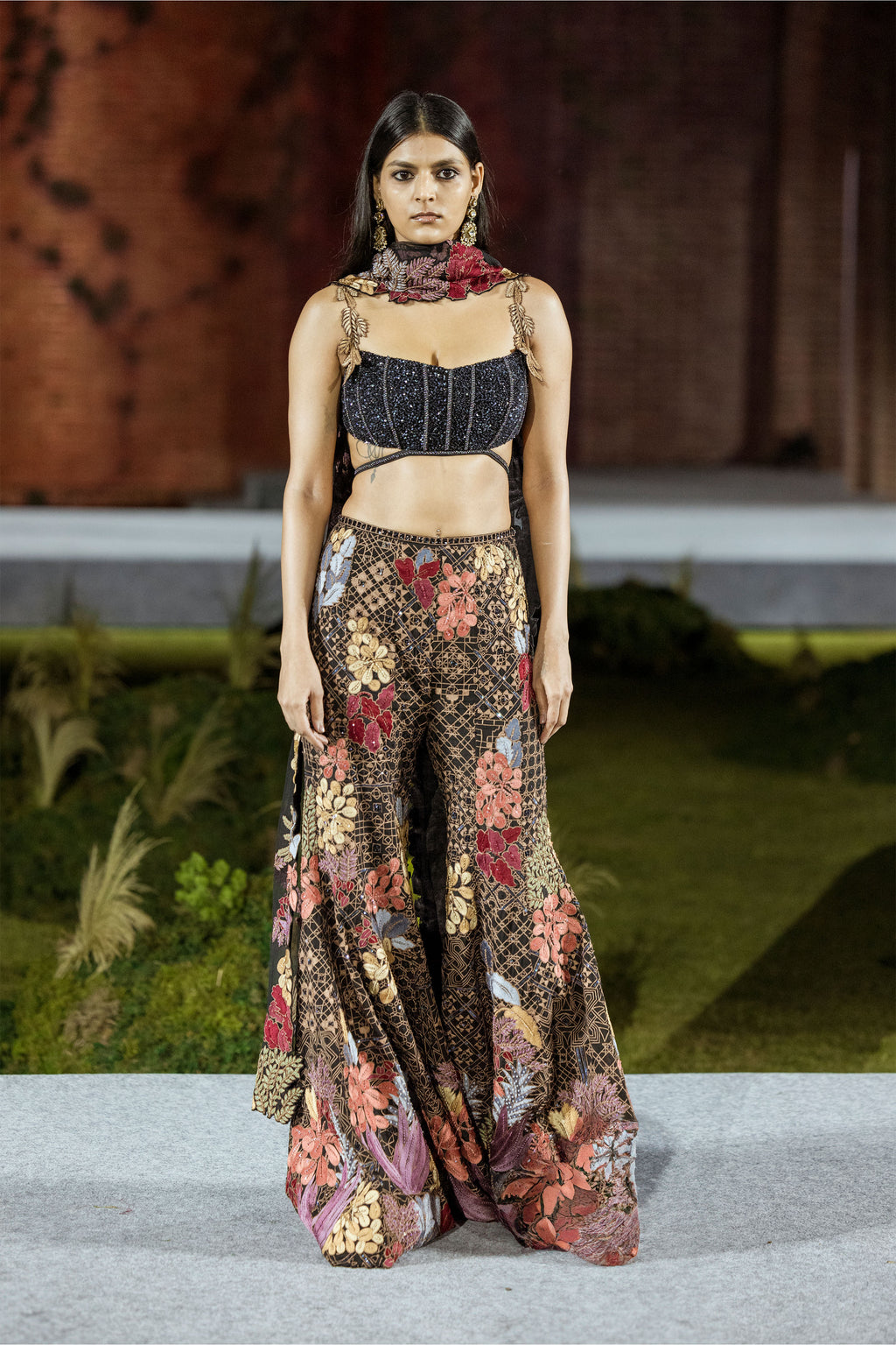 Corset Pant Dupatta Black