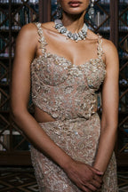 GOWN GOLD