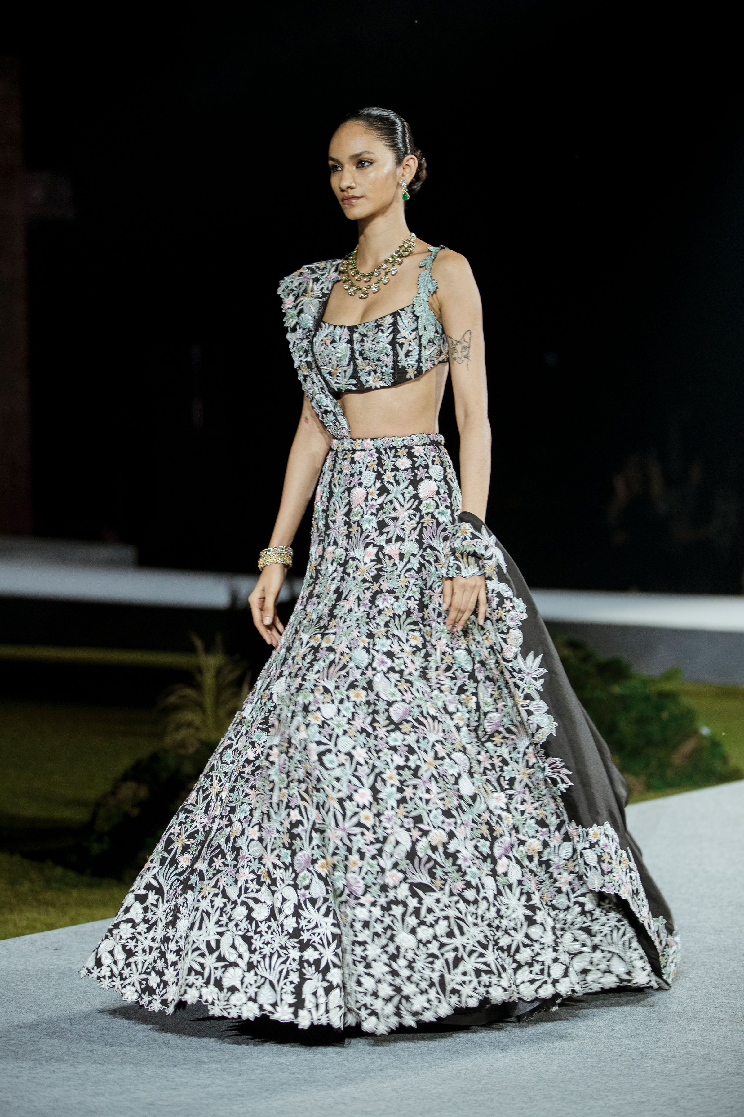 Lehenga Corset Dupatta Black