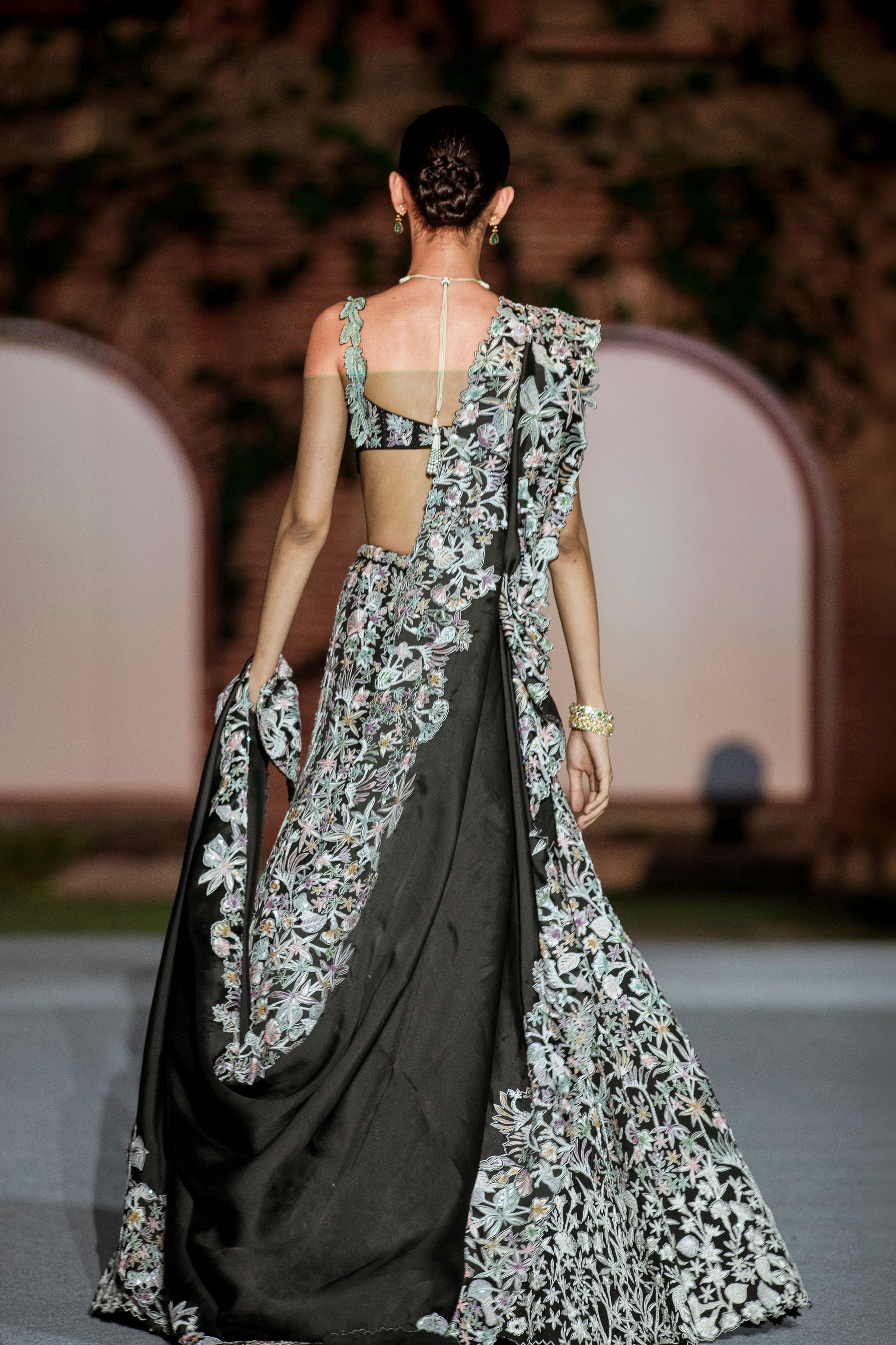 Lehenga Corset Dupatta Black