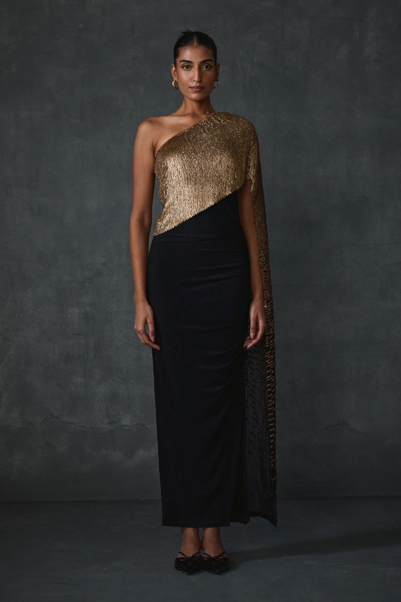 GOWN BLACK