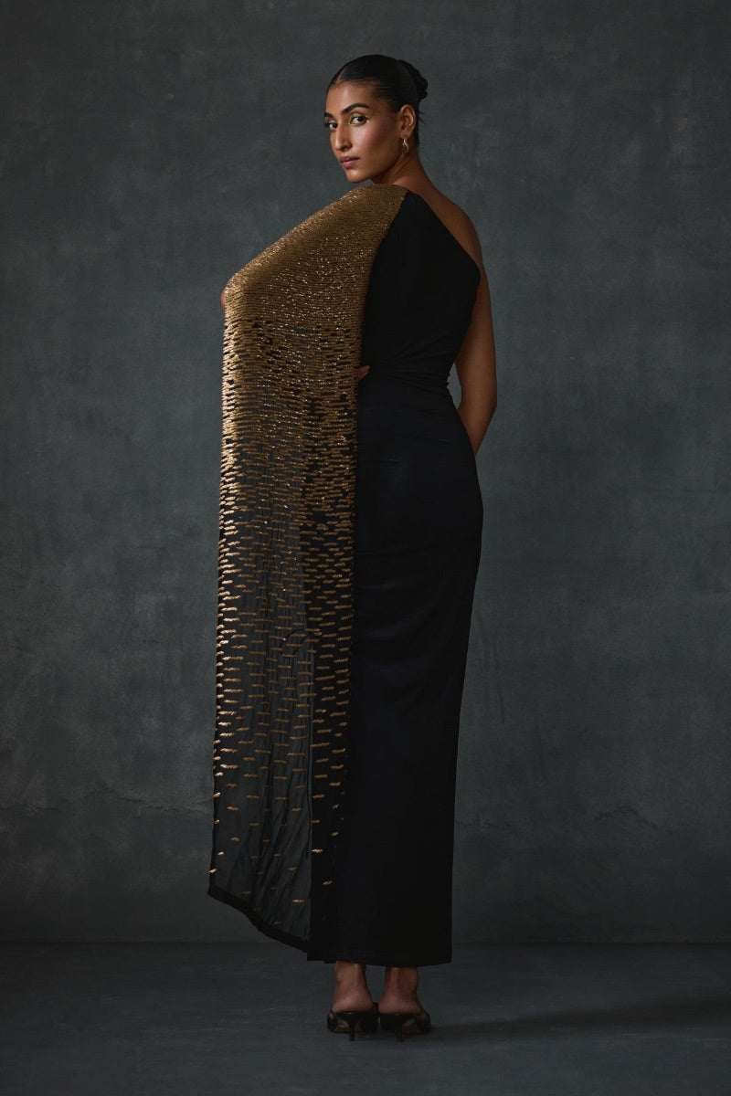 GOWN BLACK