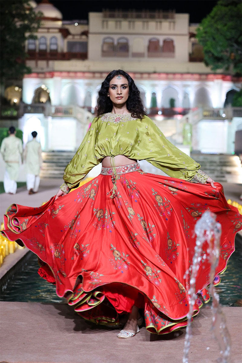 CROPTOP SKIRT SURKH LAAL-DRY GREEN