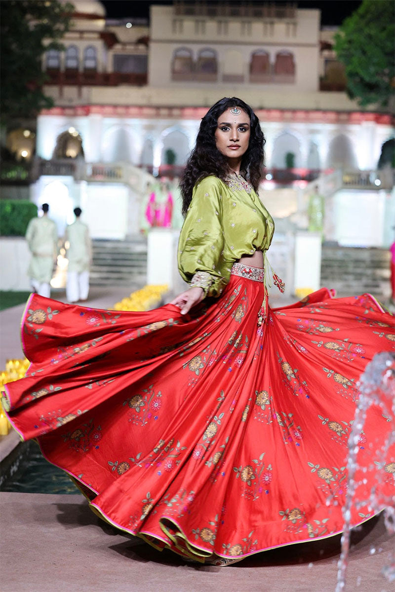 CROPTOP SKIRT SURKH LAAL-DRY GREEN