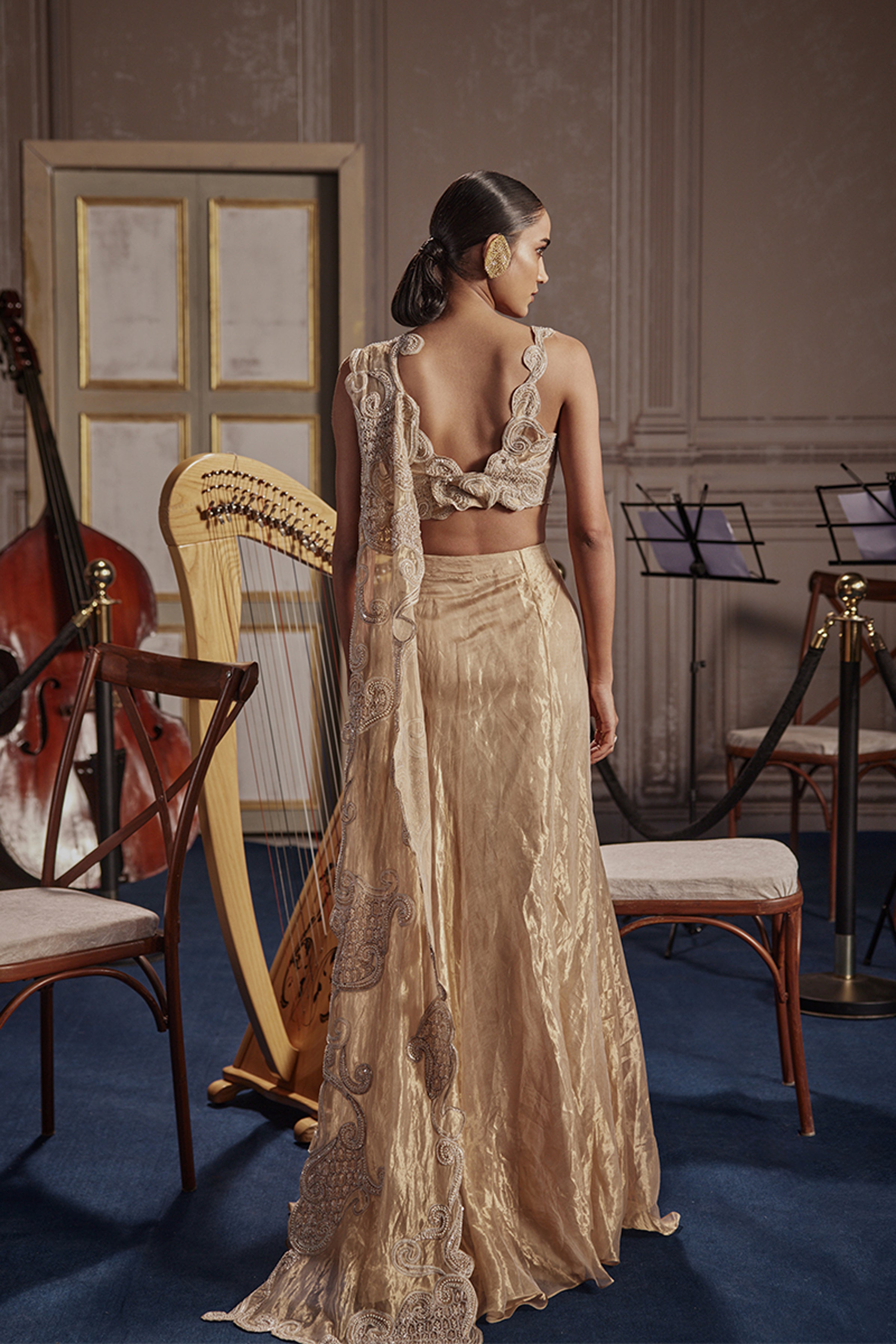 SKIRT BLOUSE GOLD