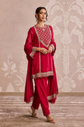 Red Kurta