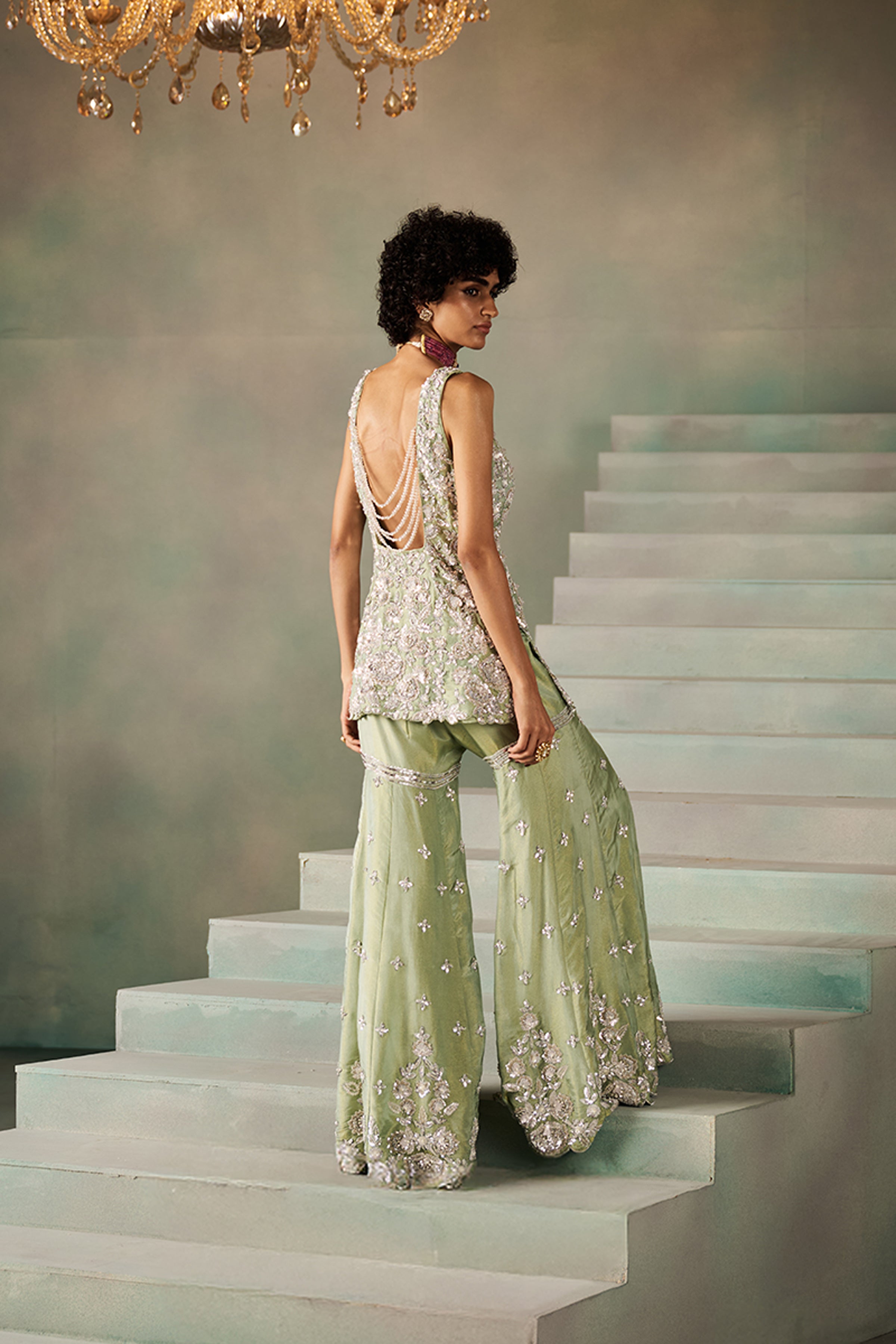 ROCOCO BY RAGHVI KURTI SHARARA DUPATTA MINT