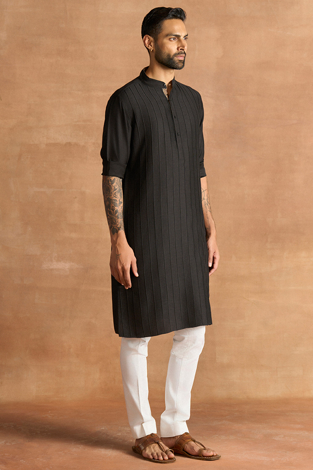 KURTA BLACK
