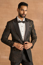TUXEDO BLACK BROWN