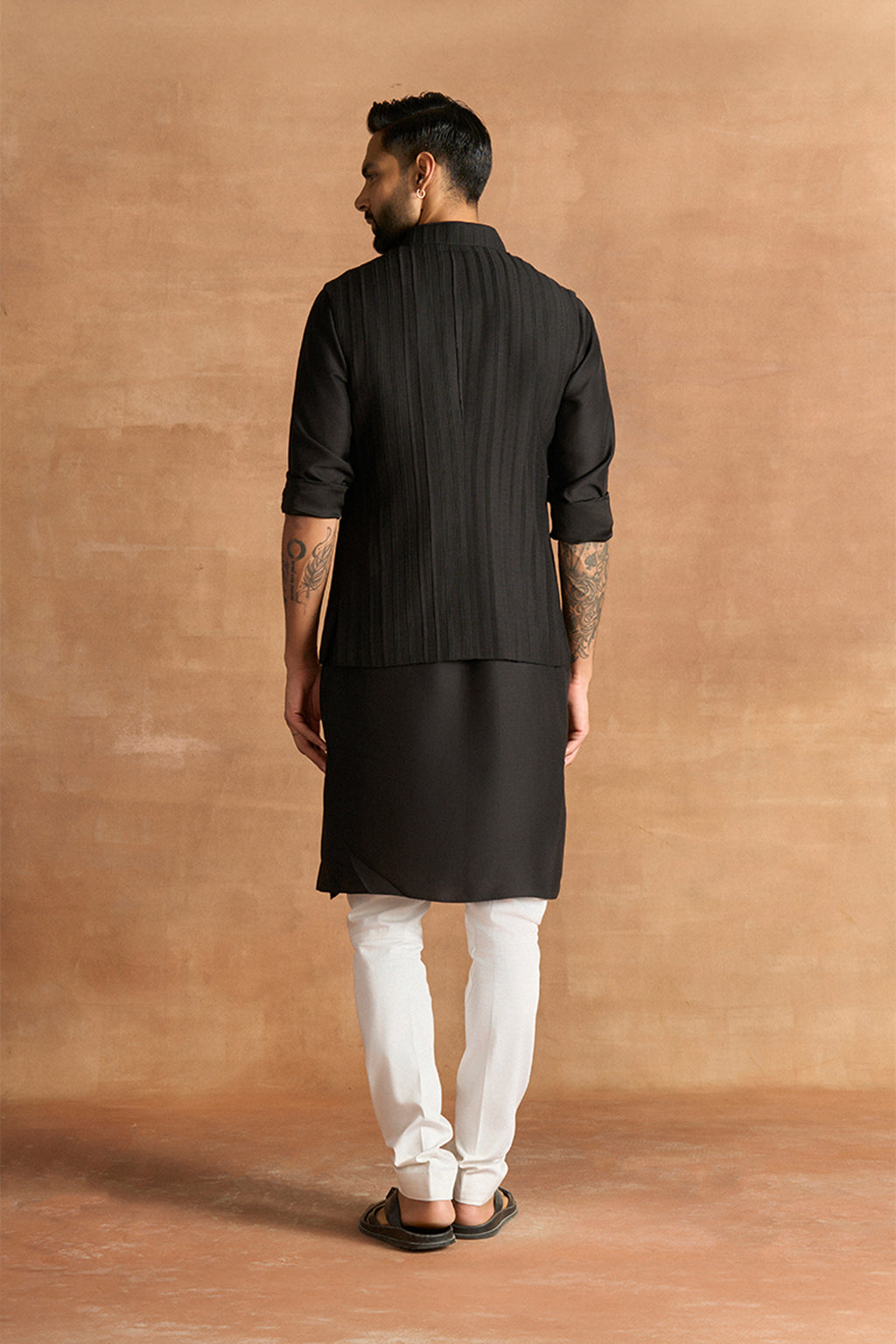 WAISTCOAT BLACK