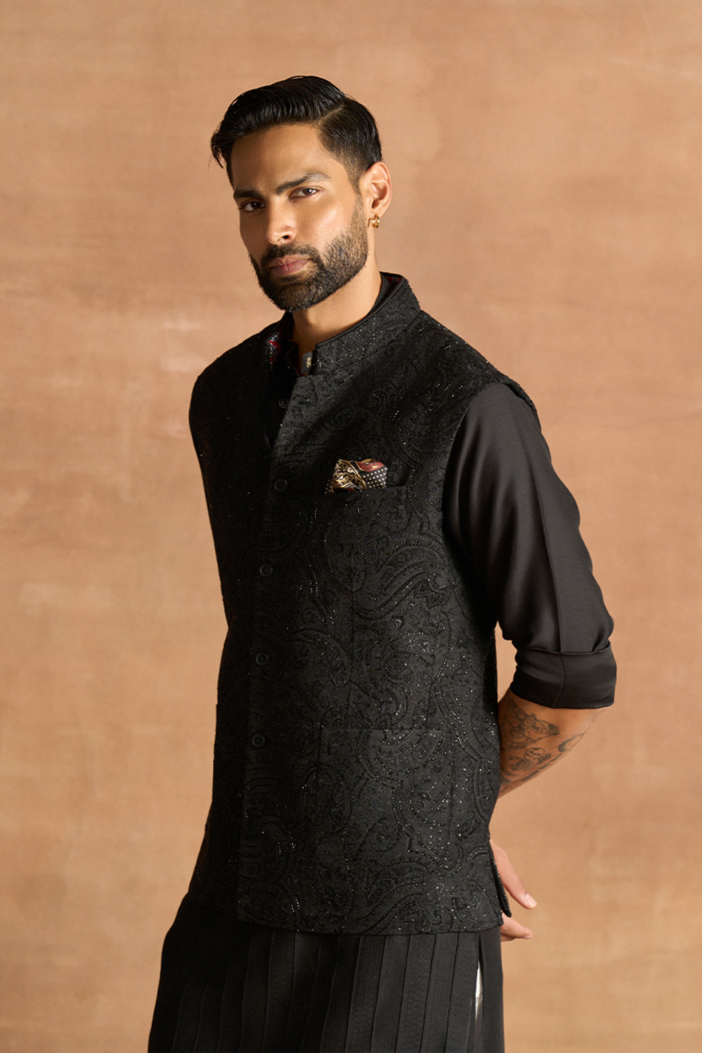 WAISTCOAT BLACK