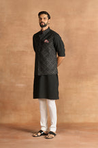 WAISTCOAT BLACK