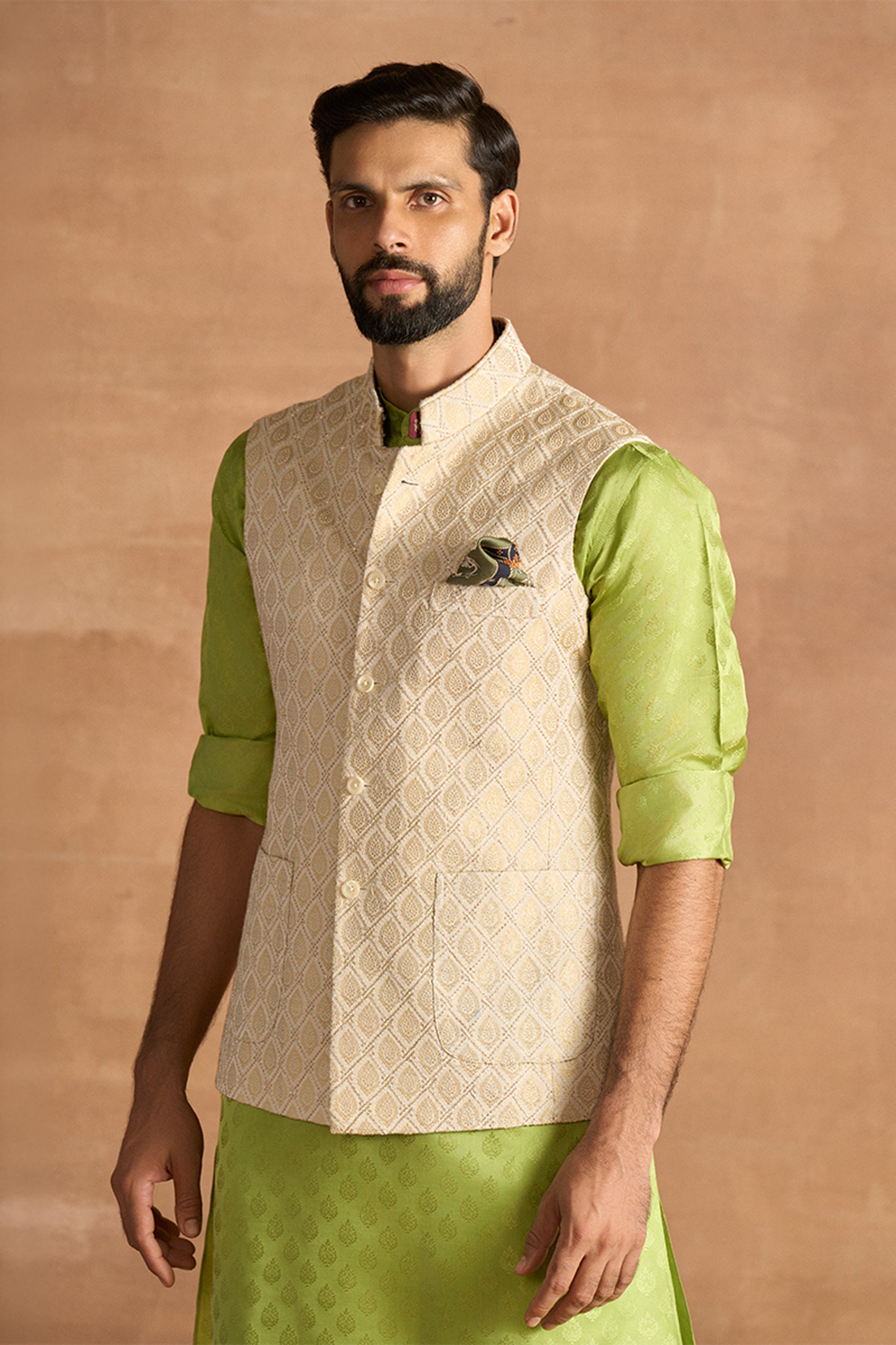 WAISTCOAT OFF WHITE GOLD