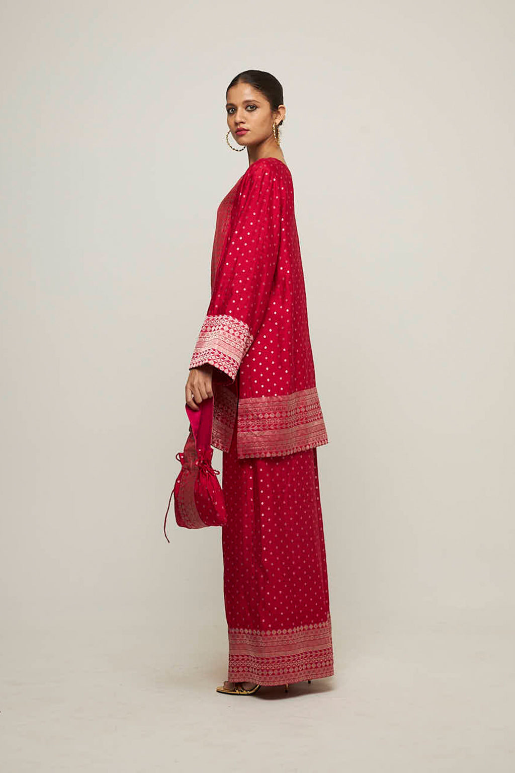 Red Kurta