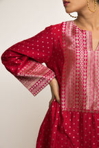Red Kurta