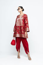 Red Kurta