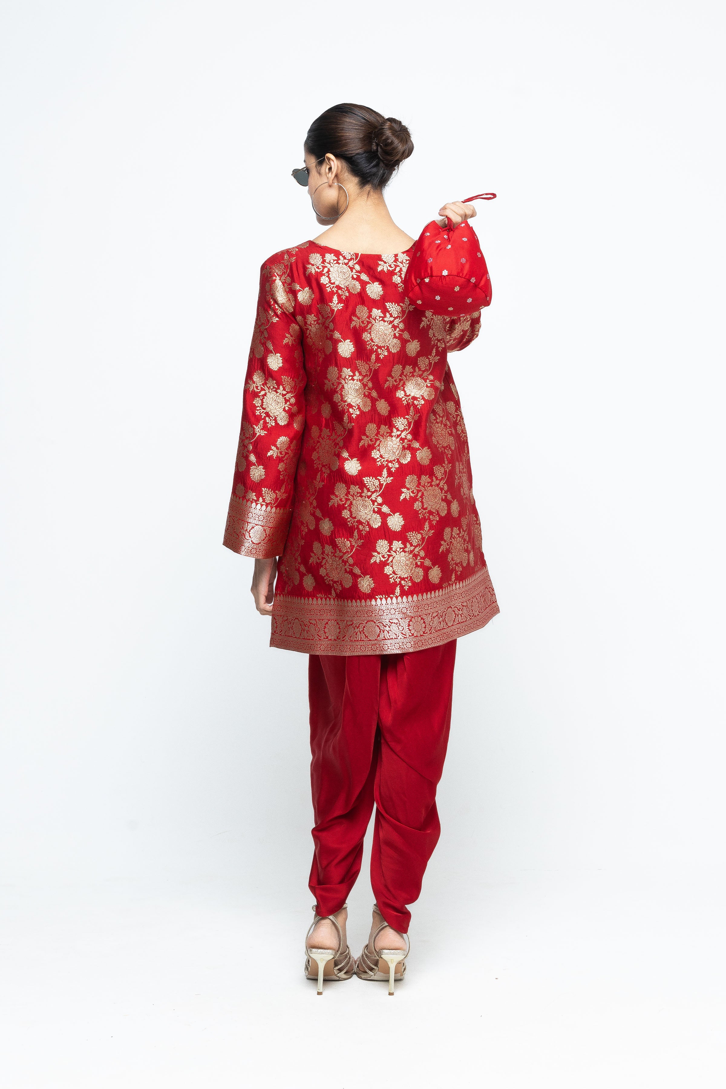 Red Kurta