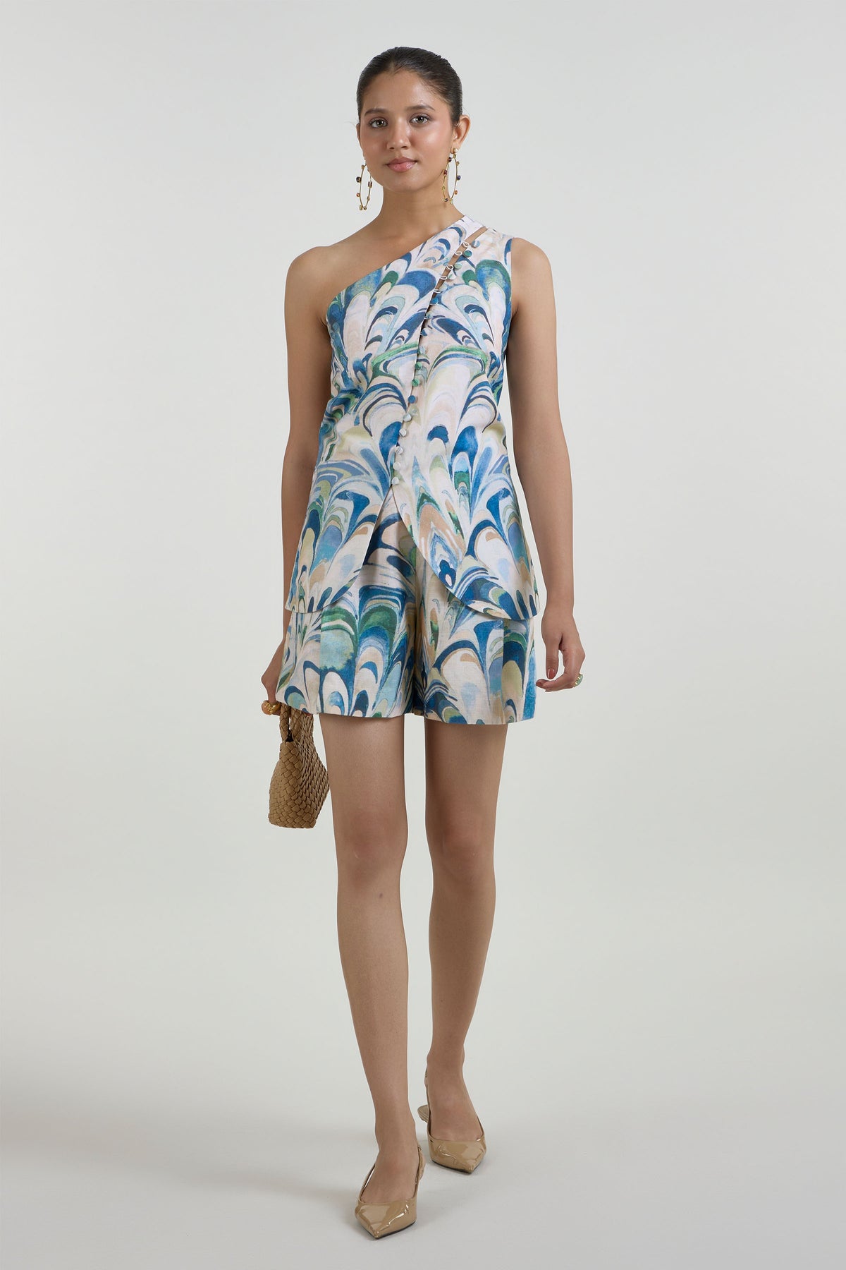 Shorts-Oneshoulder Top Beige-Green-Blue