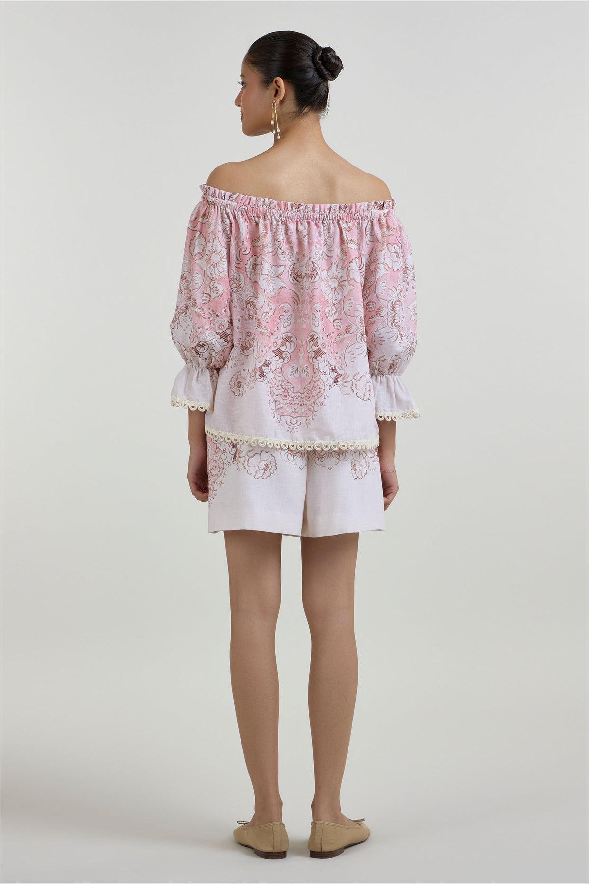 Shorts Off-Shoulder Top Pink-Brown-Ivory
