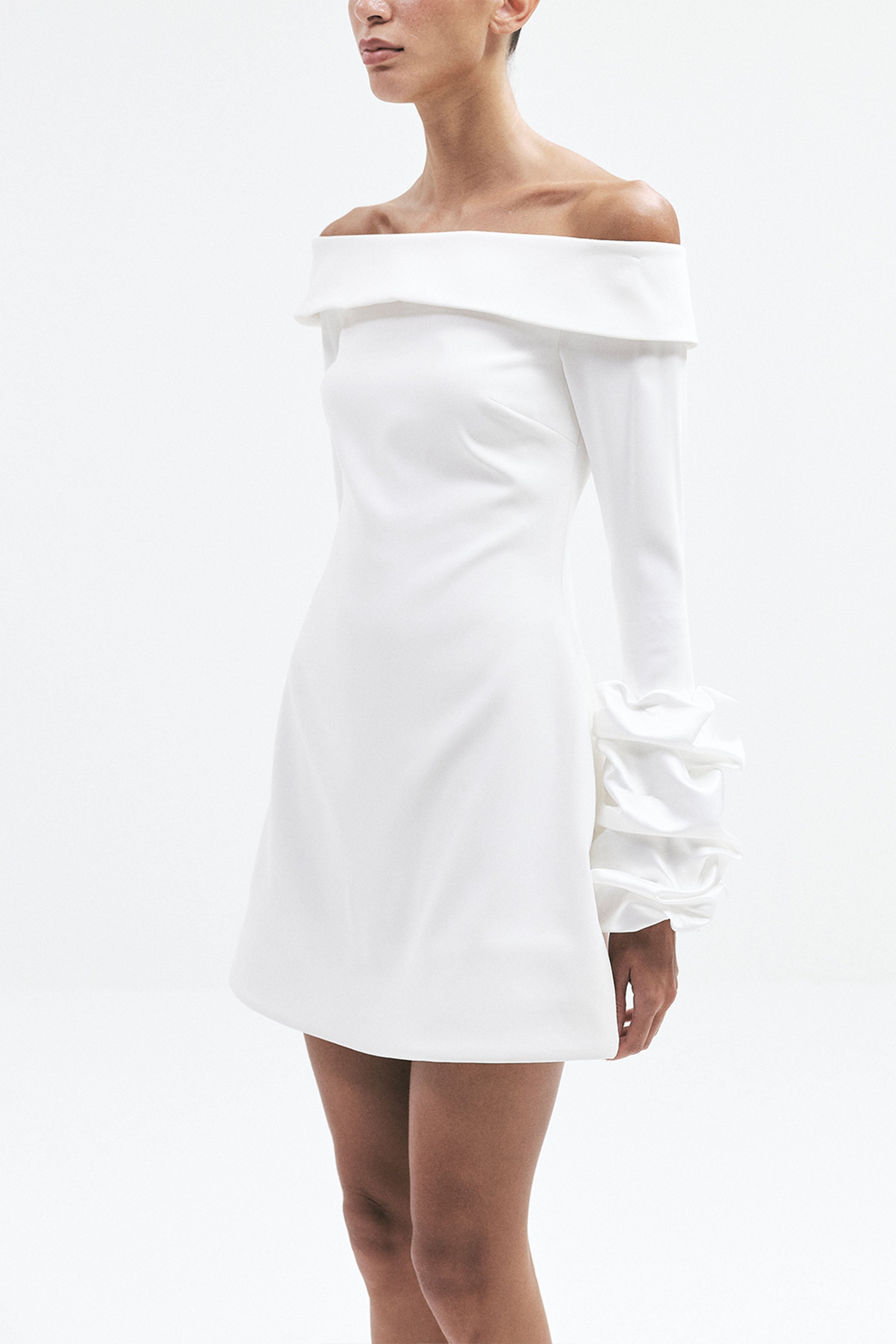 DRESS WHITE