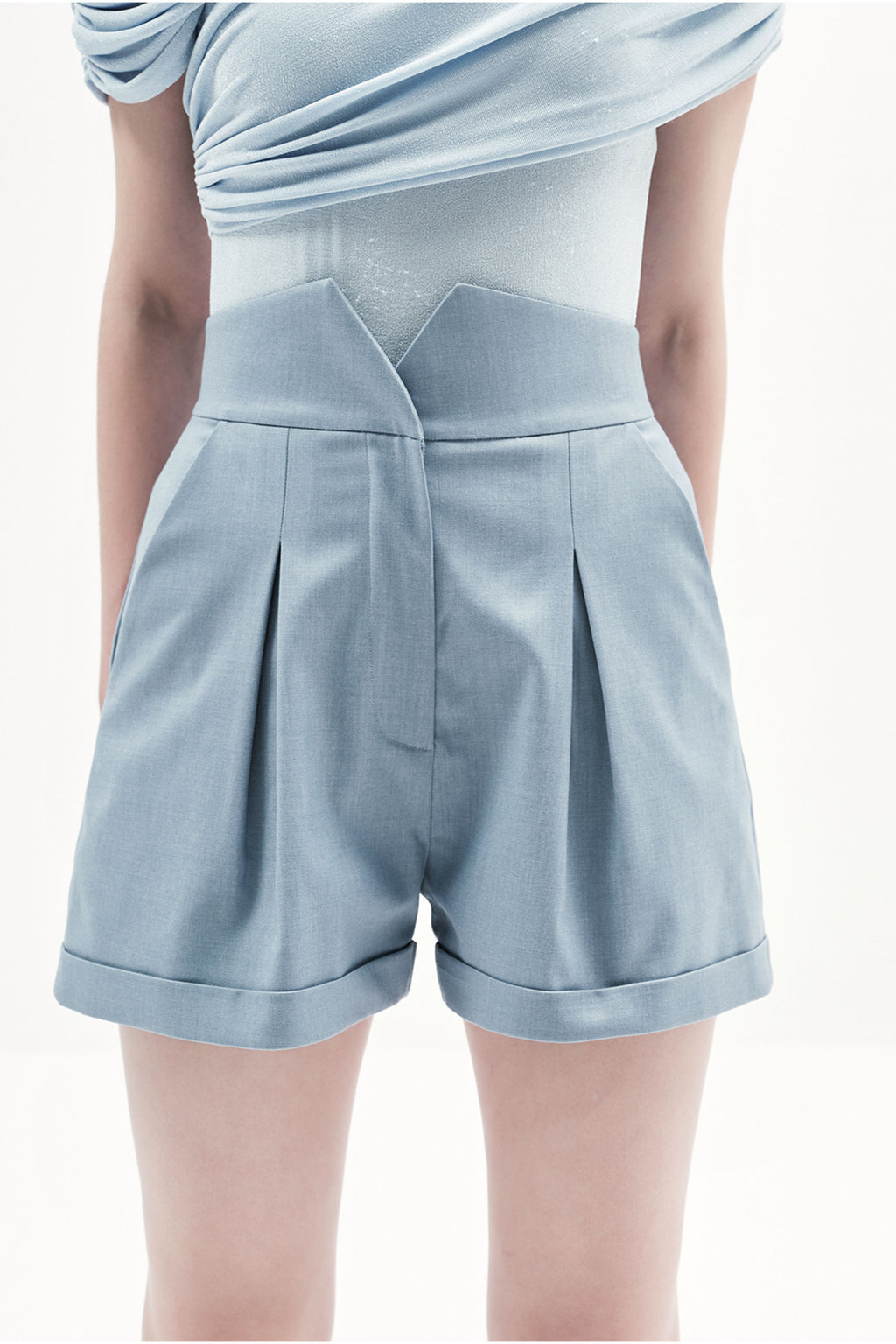 SHORTS POWDER BLUE